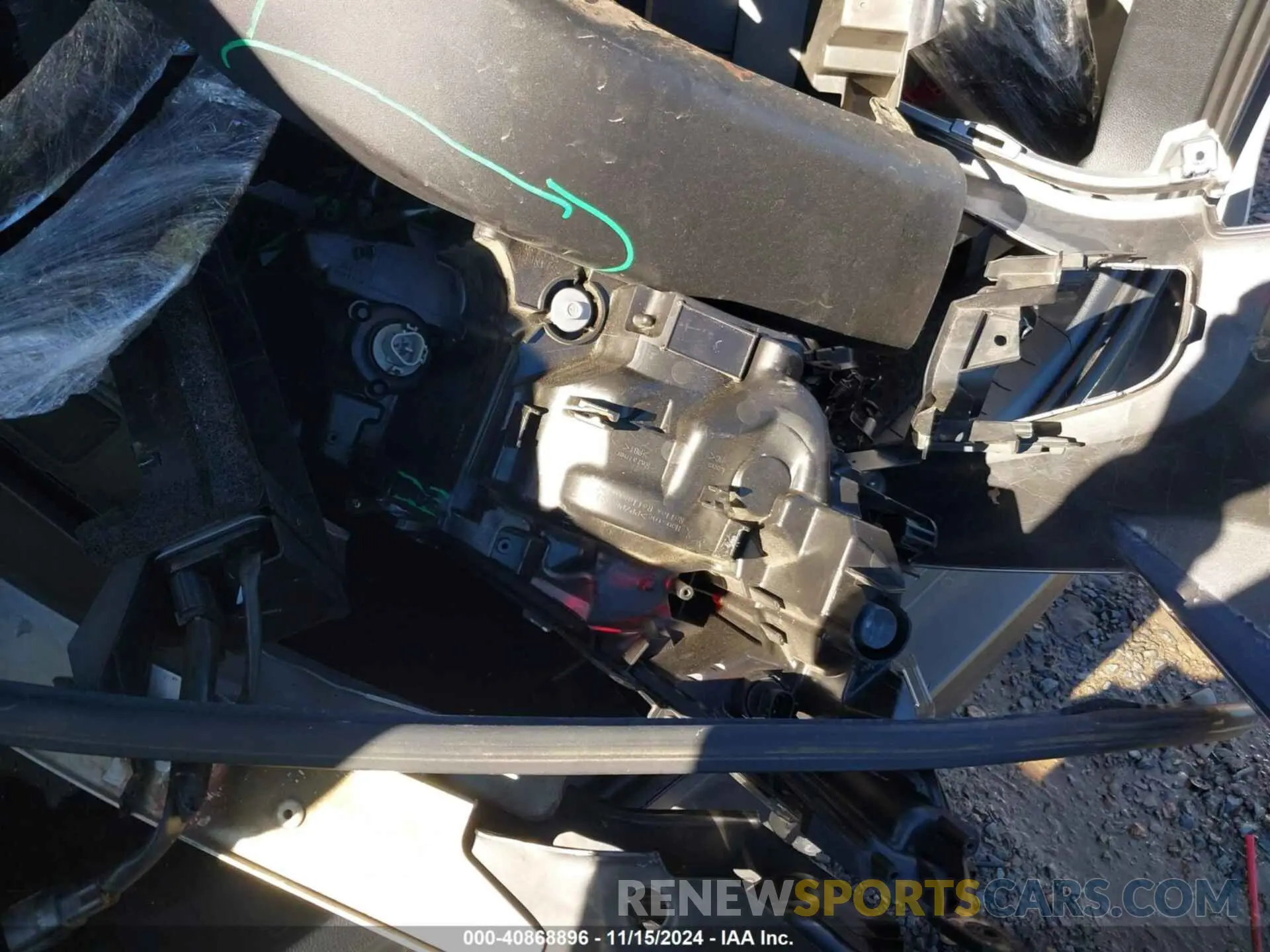 19 fotografías del automóvil dañado JTMRWRFV8KD034079 TOYOTA RAV4 HYBRID 2019
