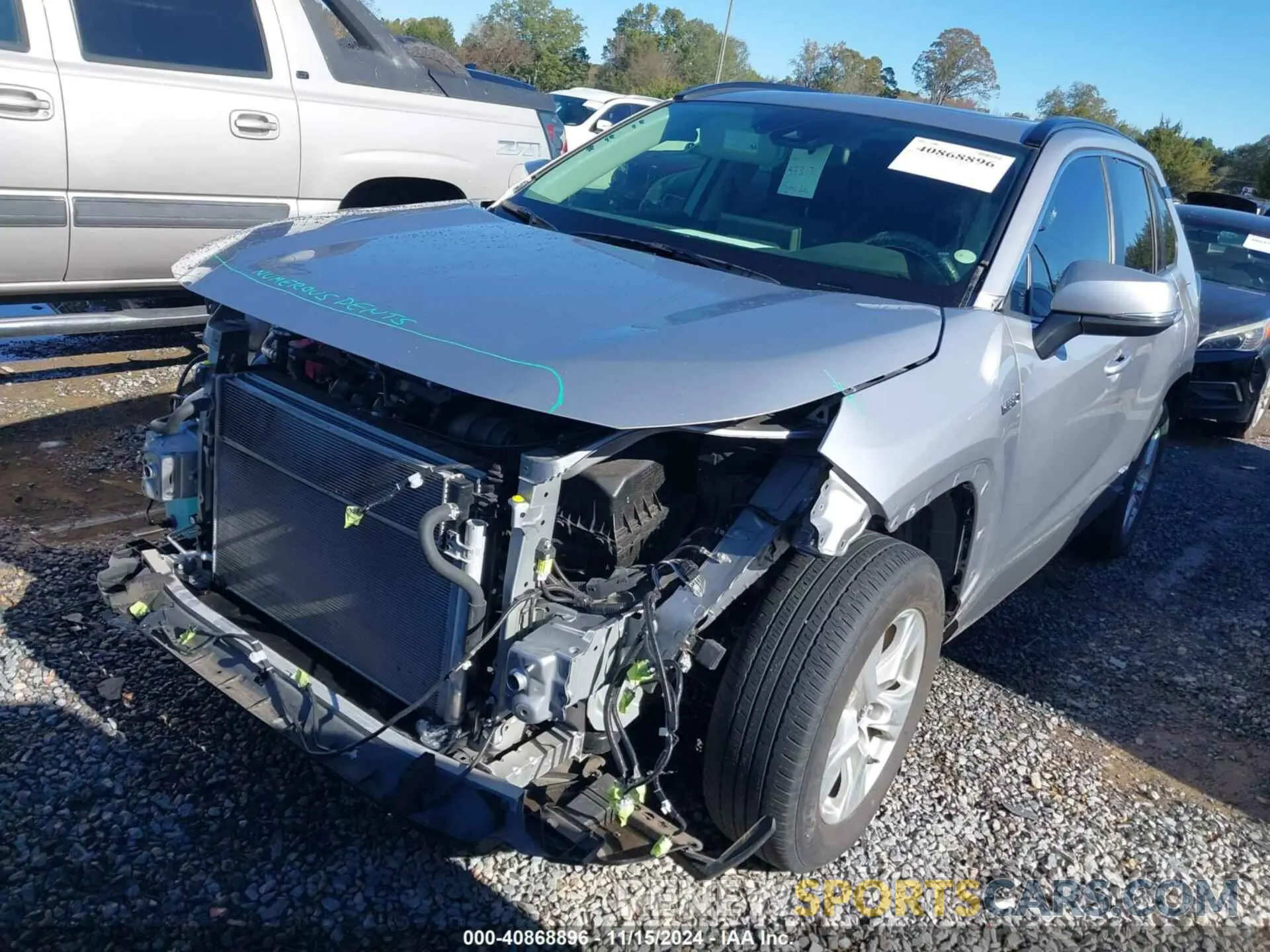 2 fotografías del automóvil dañado JTMRWRFV8KD034079 TOYOTA RAV4 HYBRID 2019