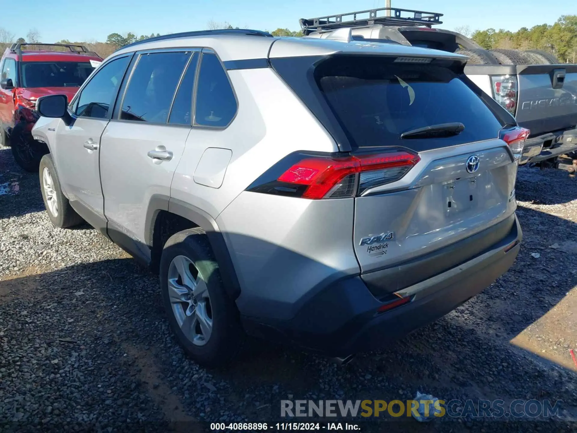 3 fotografías del automóvil dañado JTMRWRFV8KD034079 TOYOTA RAV4 HYBRID 2019