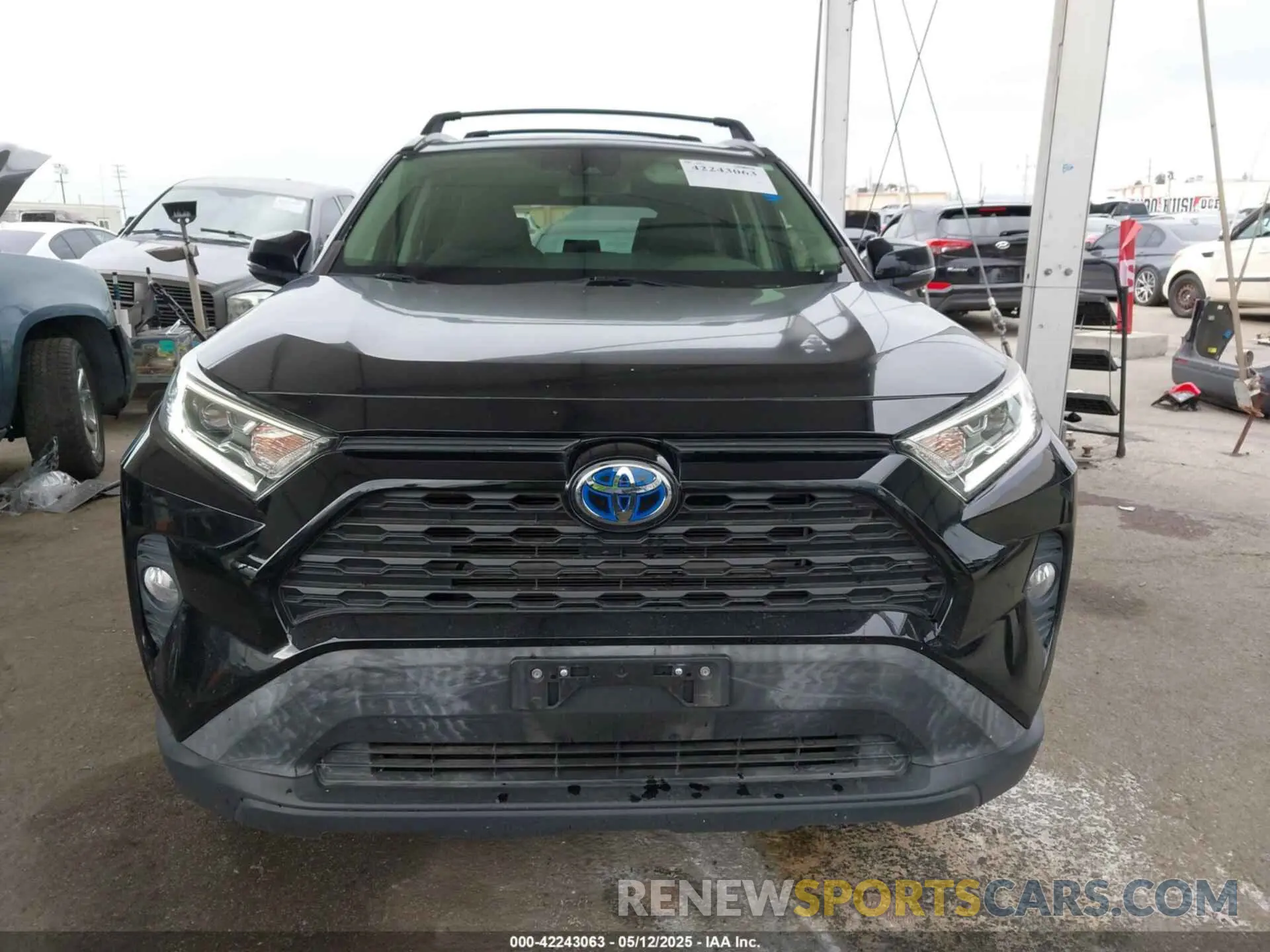 13 fotografías del automóvil dañado JTMRWRFVXKD006946 TOYOTA RAV4 HYBRID 2019