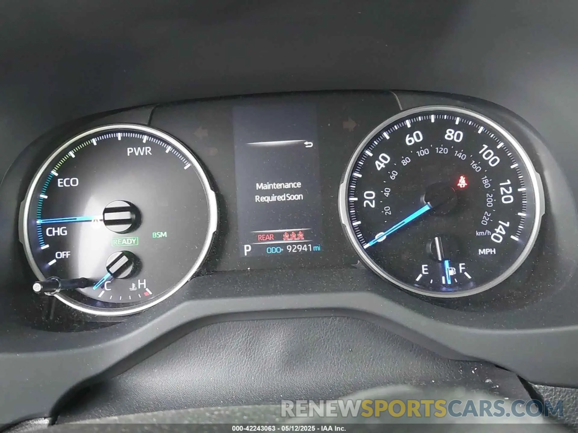 7 fotografías del automóvil dañado JTMRWRFVXKD006946 TOYOTA RAV4 HYBRID 2019