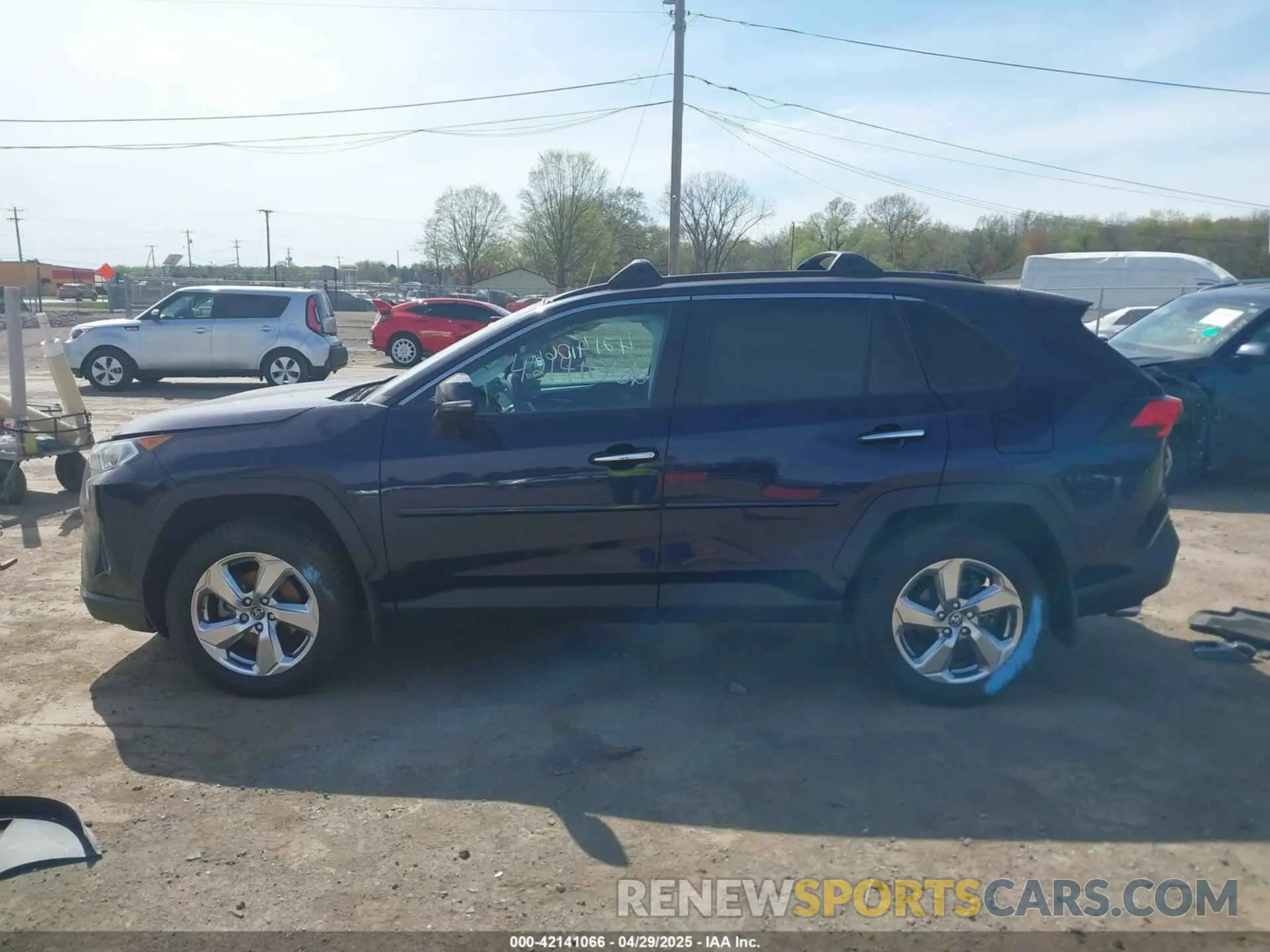 14 fotografías del automóvil dañado 2T3DWRFV0LW070377 TOYOTA RAV4 HYBRID 2020