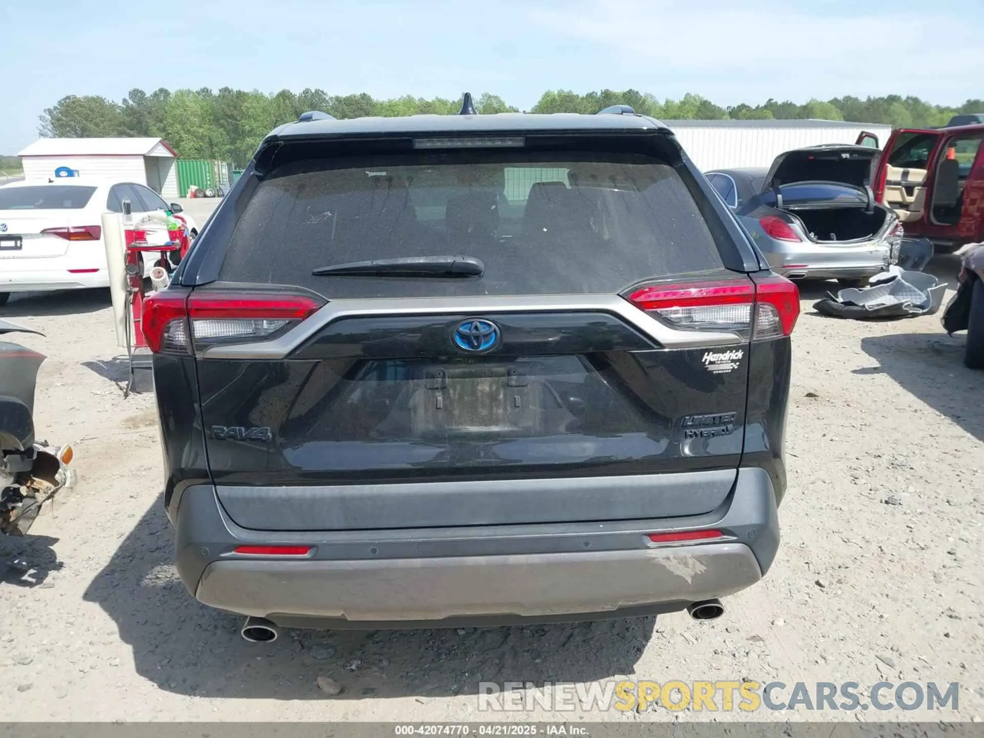 16 fotografías del automóvil dañado 2T3DWRFV6LW071727 TOYOTA RAV4 HYBRID 2020