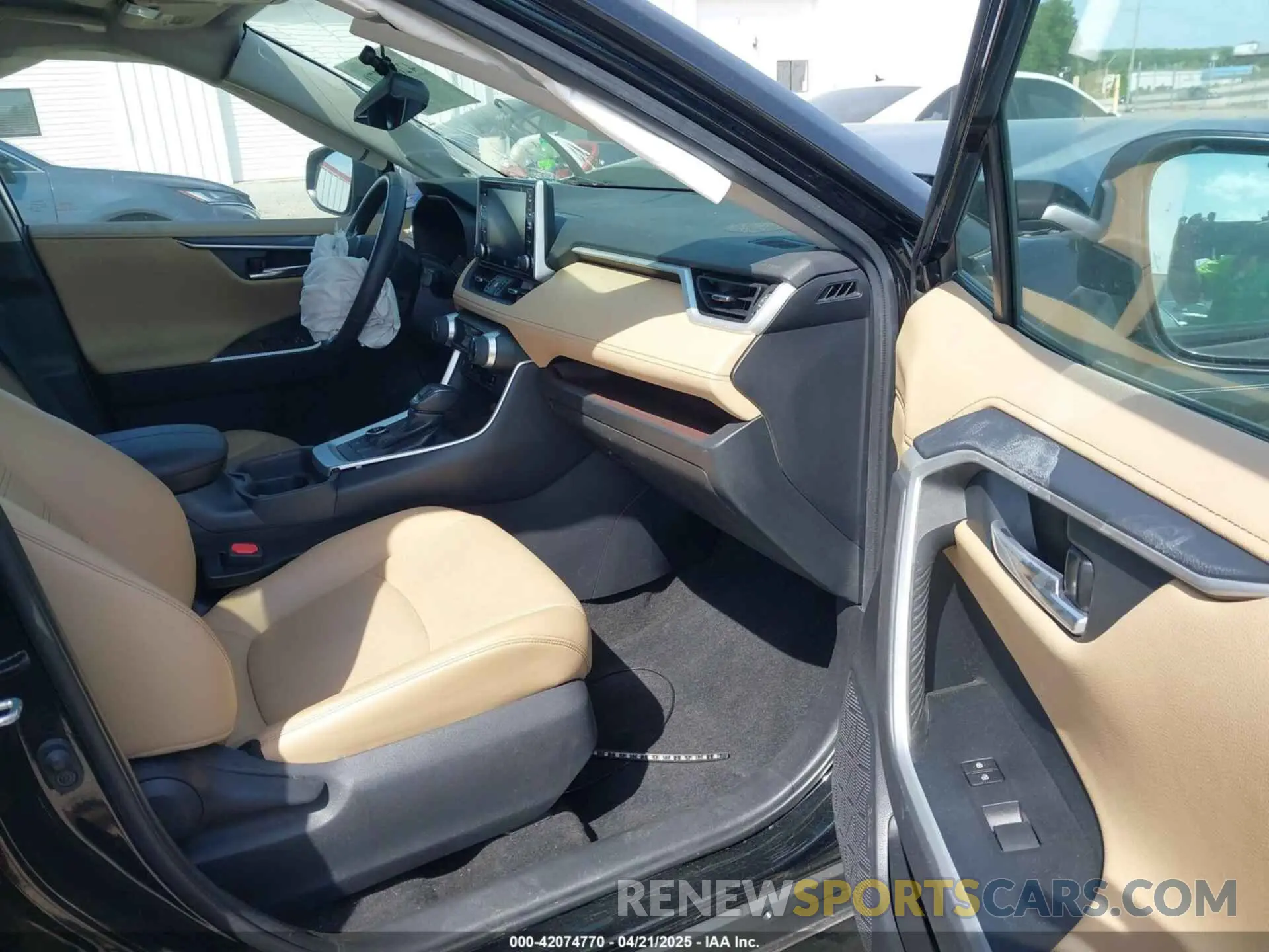 5 fotografías del automóvil dañado 2T3DWRFV6LW071727 TOYOTA RAV4 HYBRID 2020