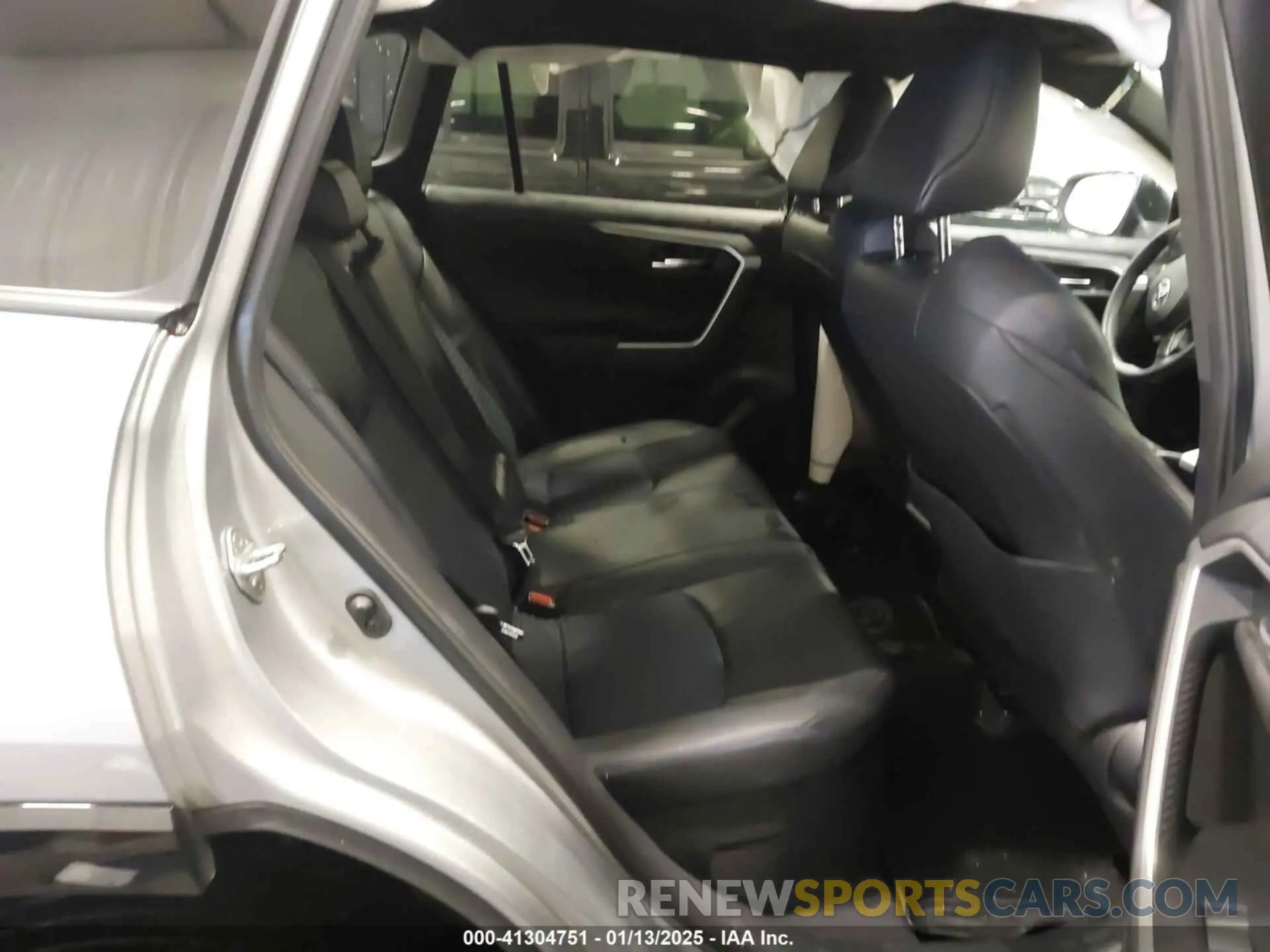 8 fotografías del automóvil dañado 2T3EWRFV1LW050062 TOYOTA RAV4 HYBRID 2020