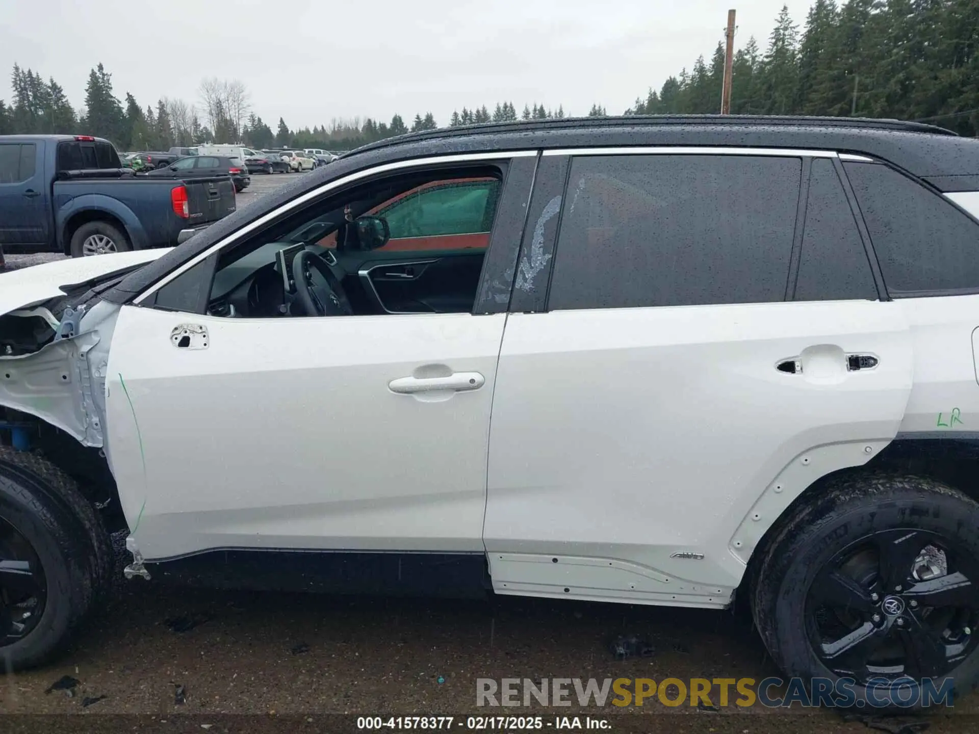 14 fotografías del automóvil dañado 2T3EWRFV5LW083792 TOYOTA RAV4 HYBRID 2020