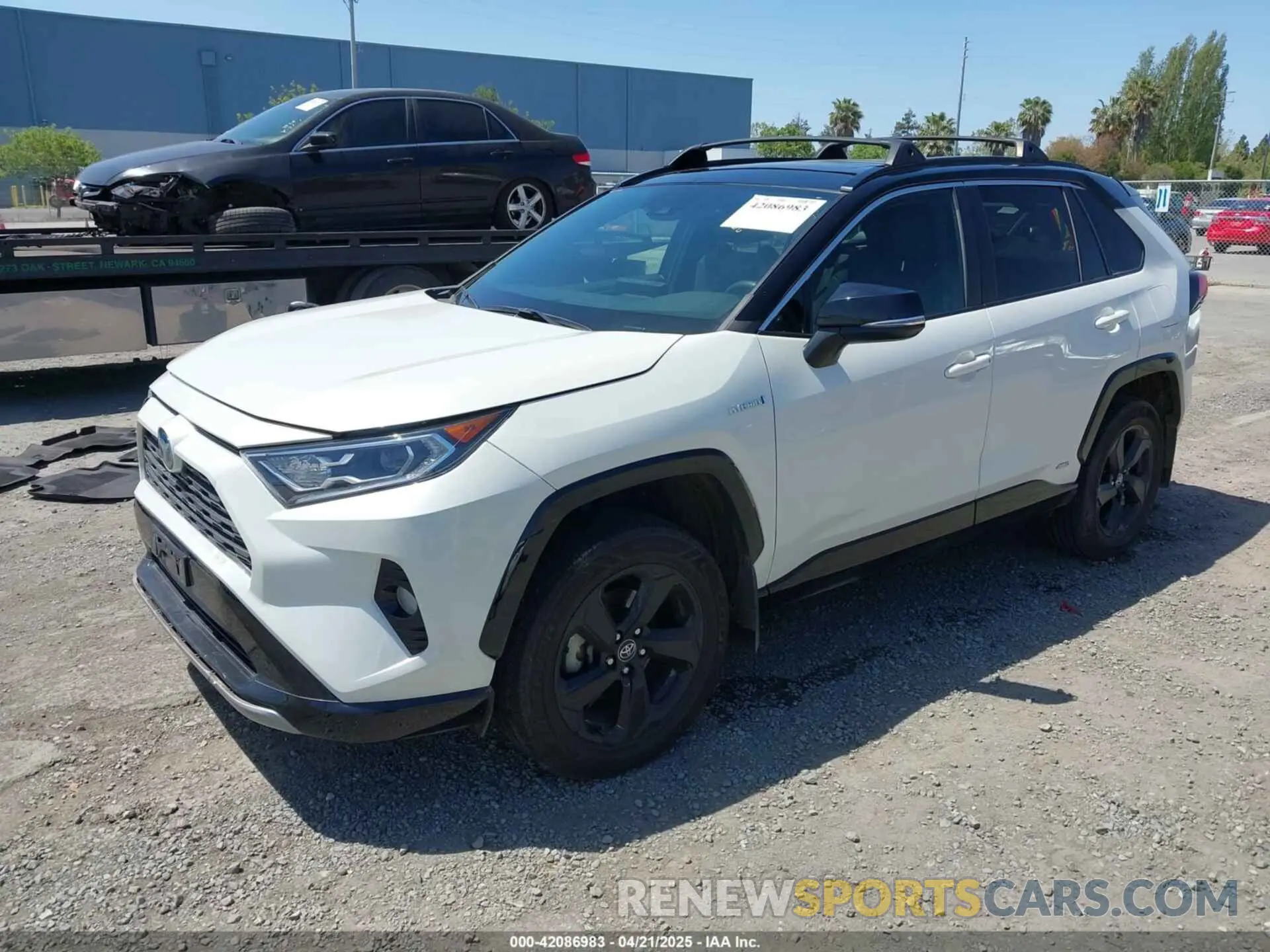 2 fotografías del automóvil dañado 2T3EWRFV9LW088977 TOYOTA RAV4 HYBRID 2020
