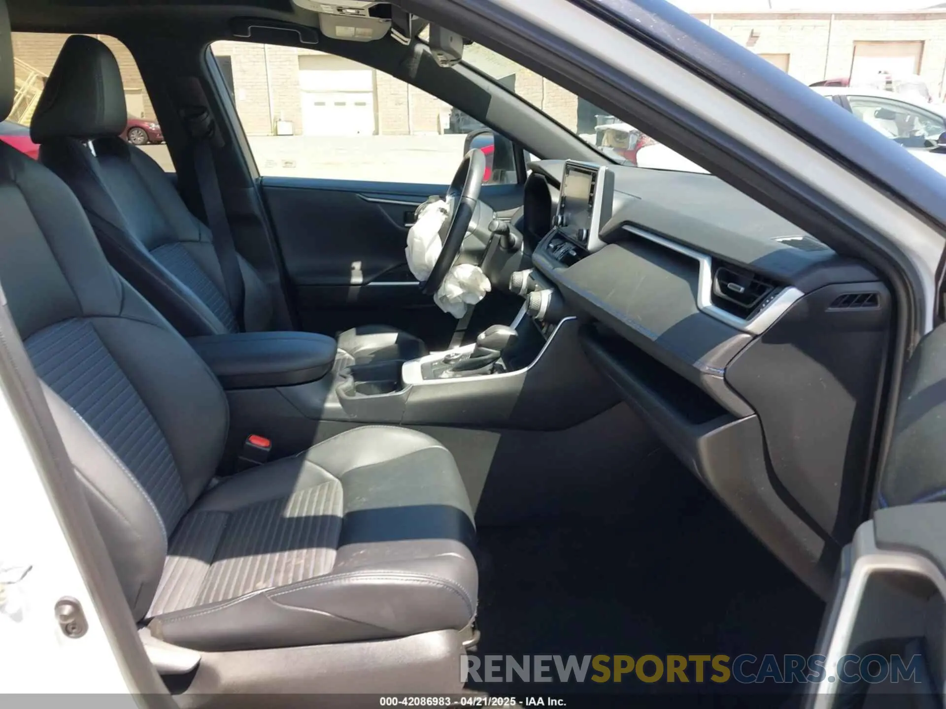 5 fotografías del automóvil dañado 2T3EWRFV9LW088977 TOYOTA RAV4 HYBRID 2020