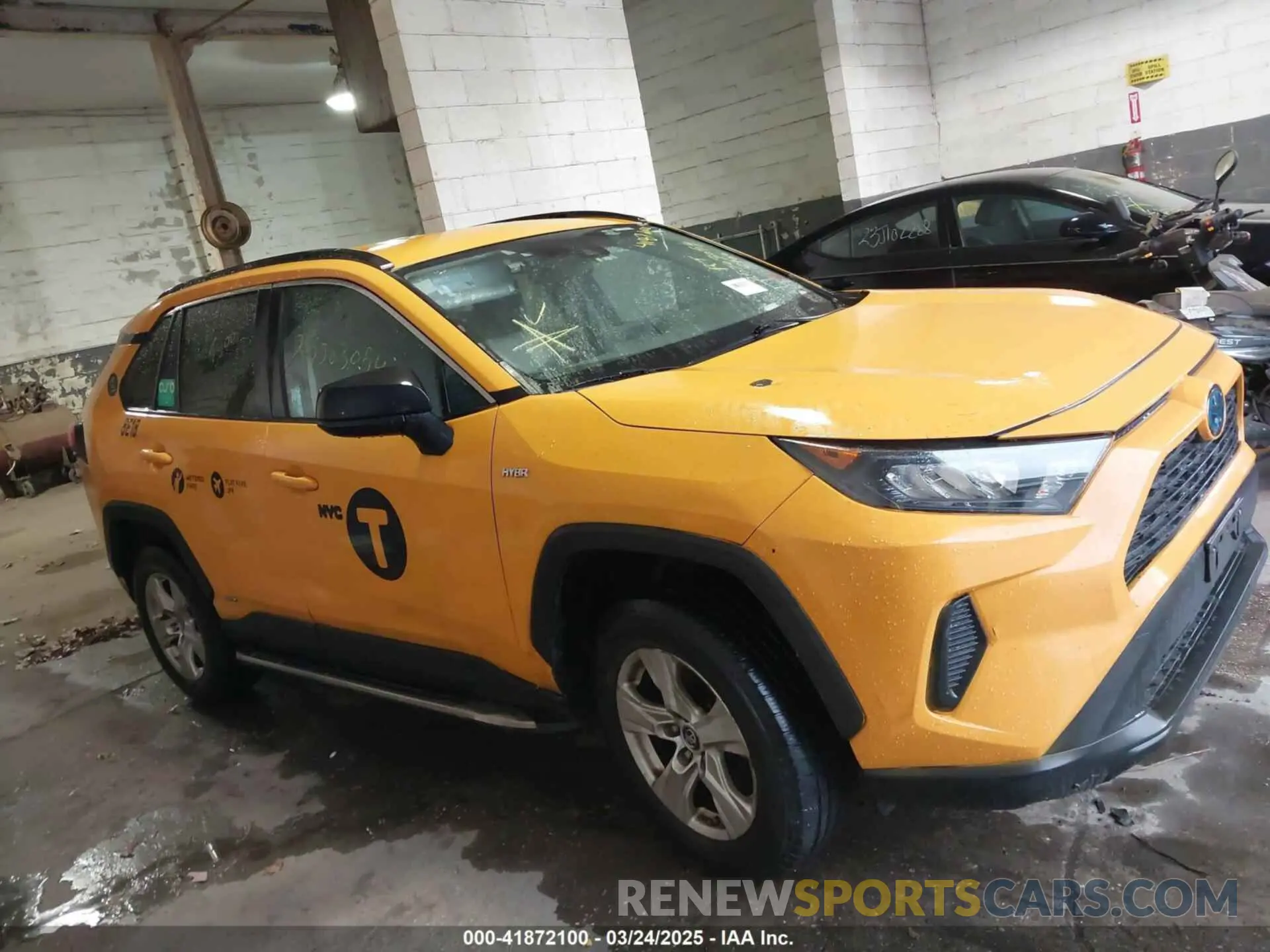 12 fotografías del automóvil dañado 2T3LWRFV3LW059109 TOYOTA RAV4 HYBRID 2020