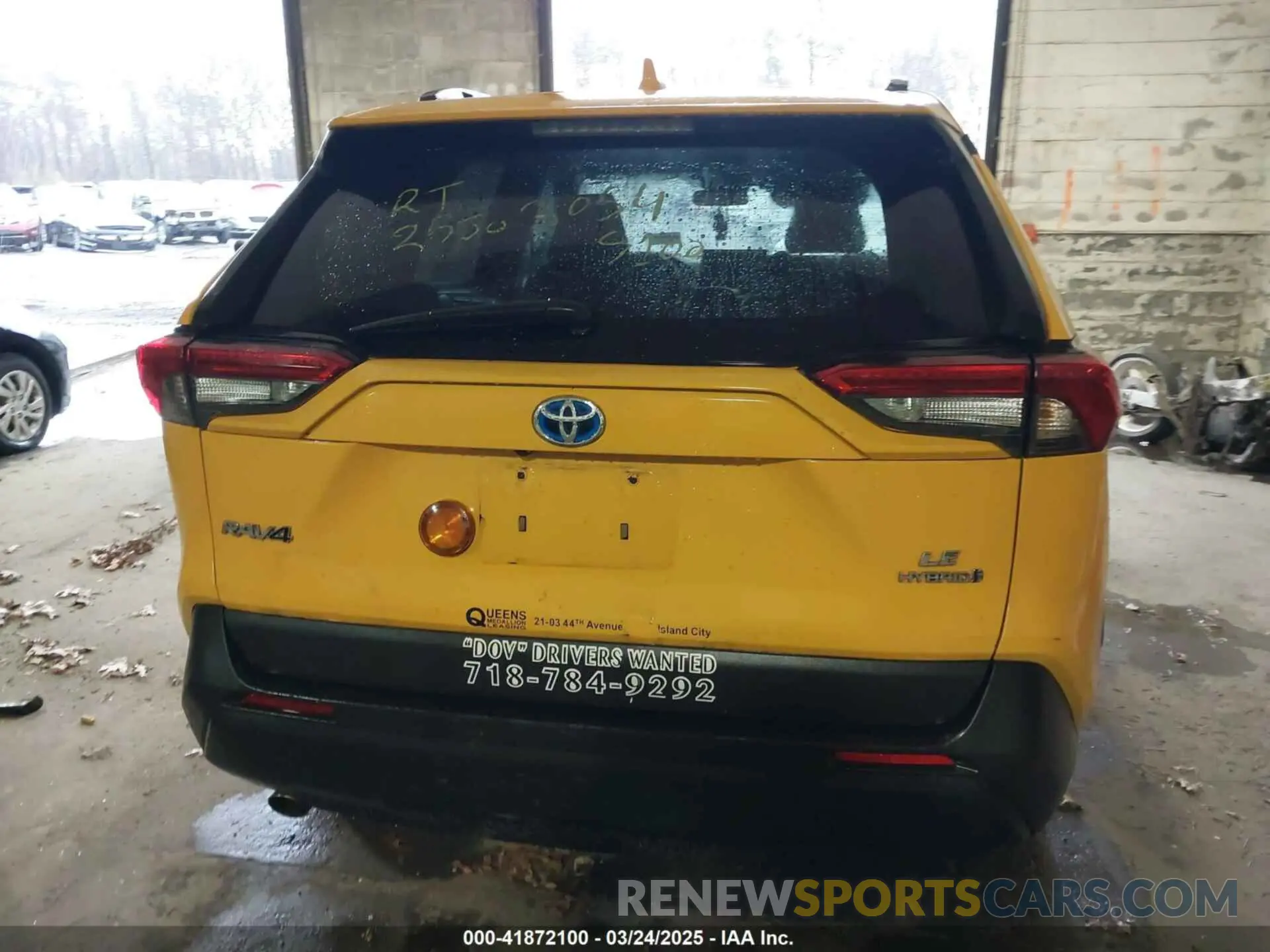 15 fotografías del automóvil dañado 2T3LWRFV3LW059109 TOYOTA RAV4 HYBRID 2020