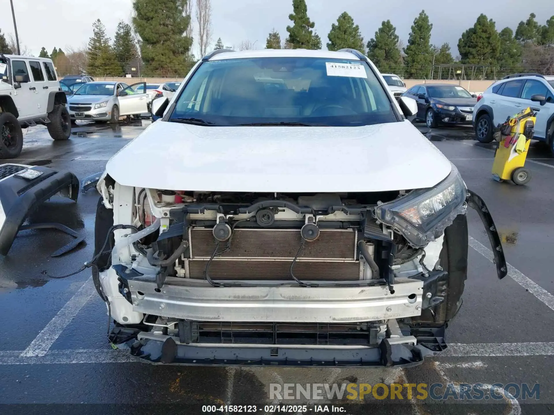 13 fotografías del automóvil dañado 2T3MWRFV4LW091023 TOYOTA RAV4 HYBRID 2020