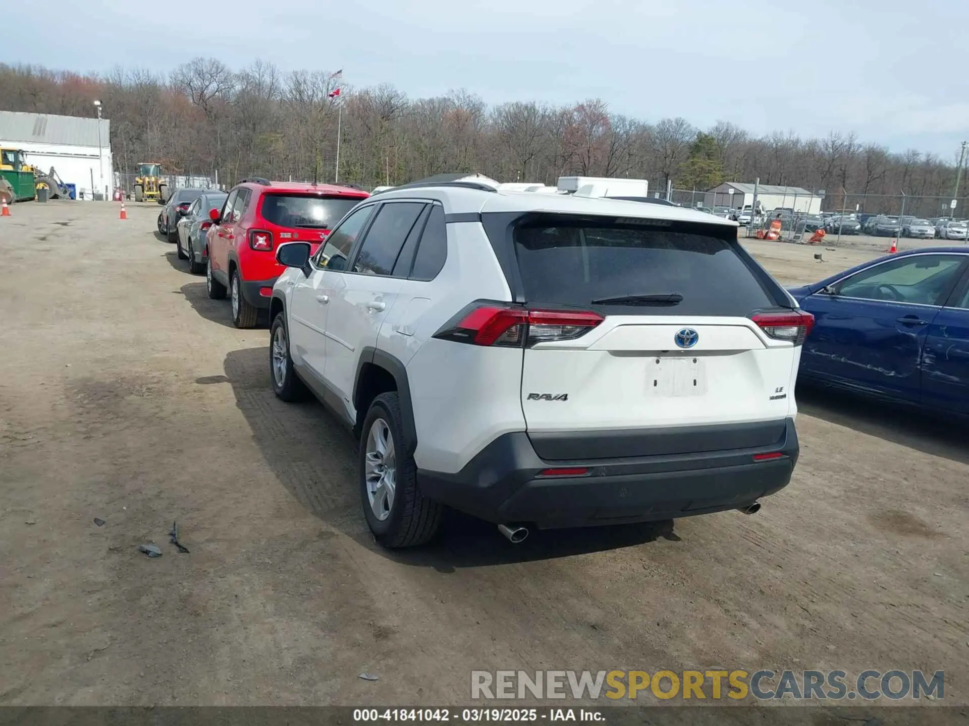3 fotografías del automóvil dañado 2T3MWRFV7LW050403 TOYOTA RAV4 HYBRID 2020