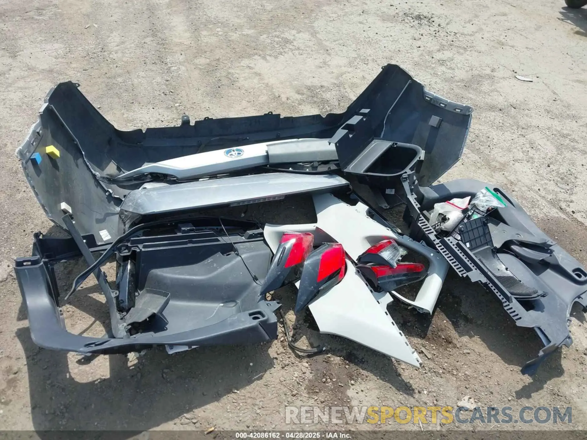 12 fotografías del automóvil dañado 2T3RWRFV1LW095424 TOYOTA RAV4 HYBRID 2020