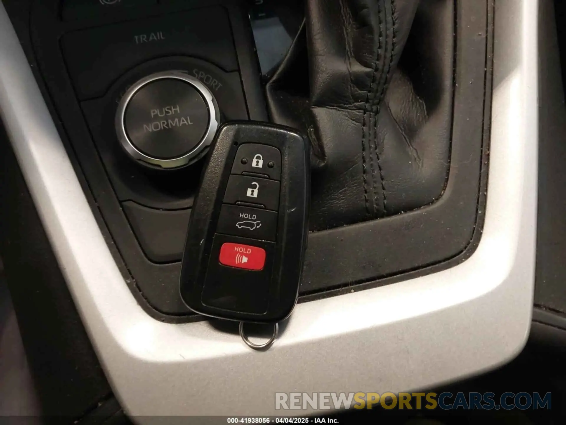 11 fotografías del automóvil dañado 2T3RWRFV2LW050105 TOYOTA RAV4 HYBRID 2020
