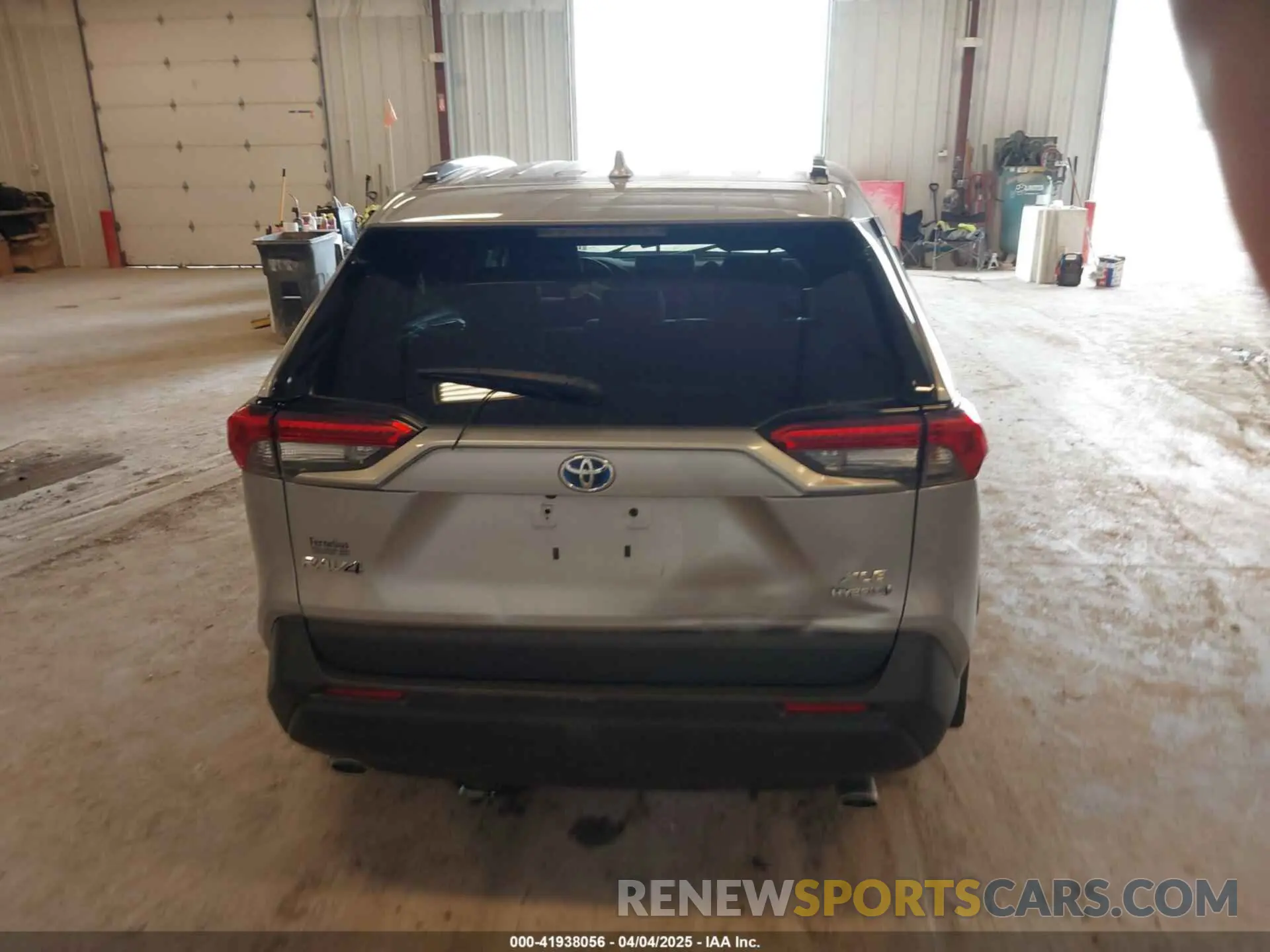 16 fotografías del automóvil dañado 2T3RWRFV2LW050105 TOYOTA RAV4 HYBRID 2020