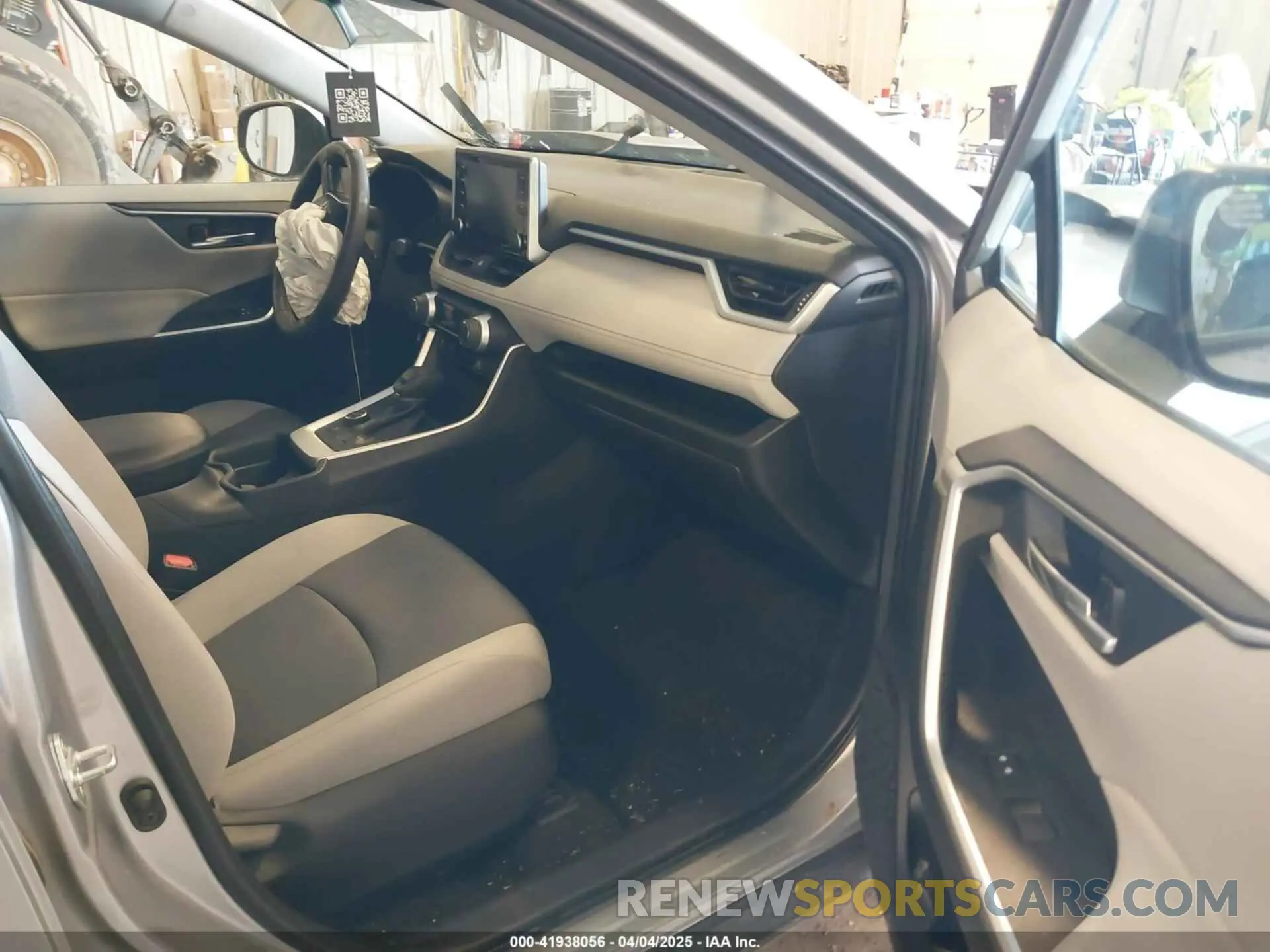 5 fotografías del automóvil dañado 2T3RWRFV2LW050105 TOYOTA RAV4 HYBRID 2020