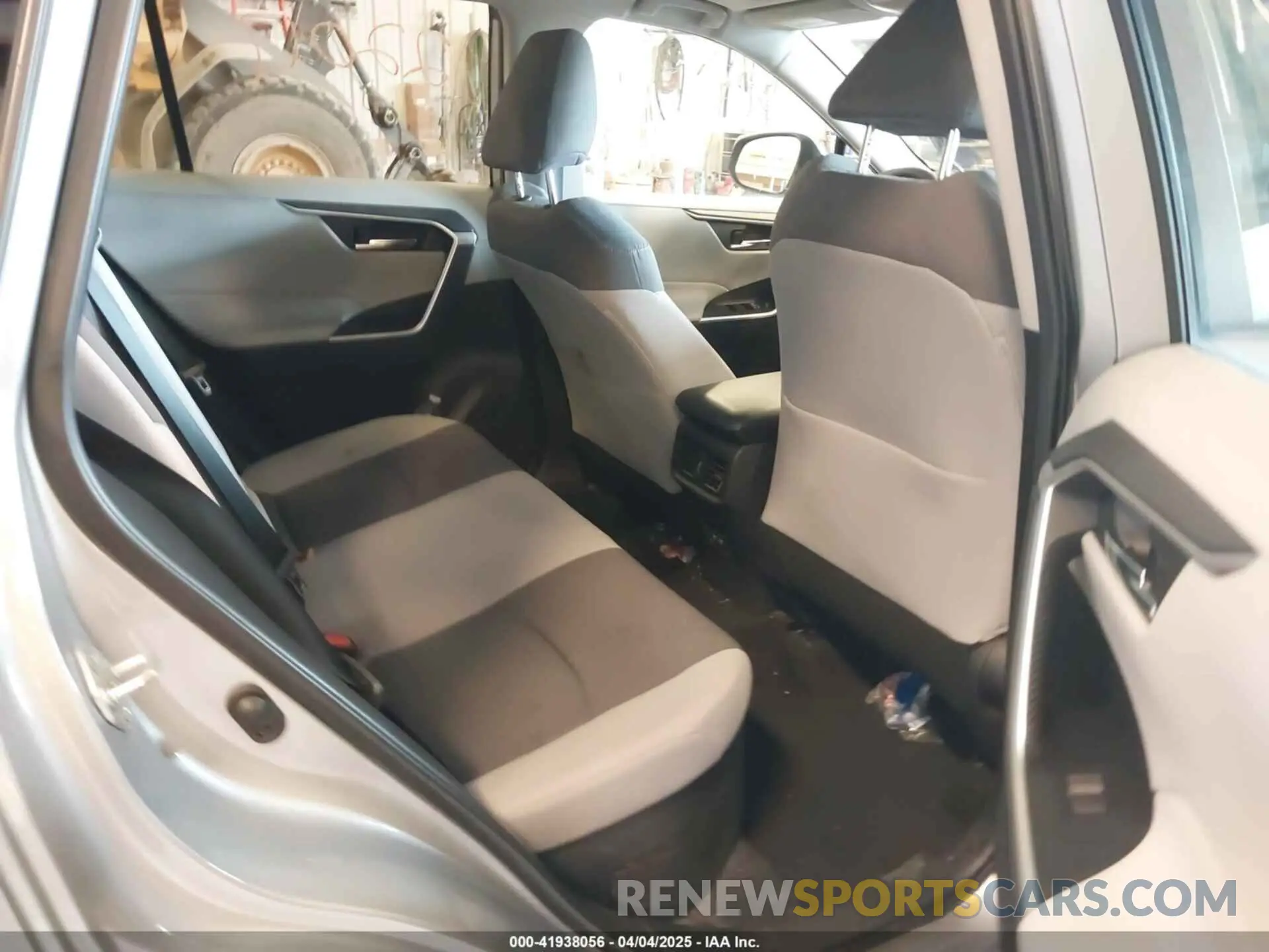 8 fotografías del automóvil dañado 2T3RWRFV2LW050105 TOYOTA RAV4 HYBRID 2020