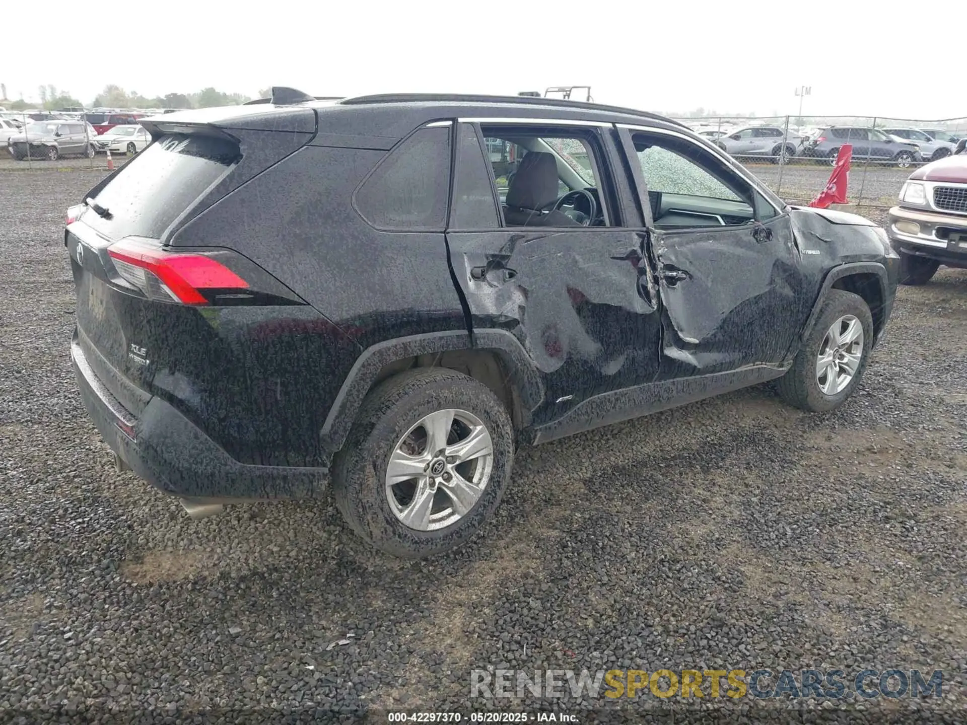4 fotografías del automóvil dañado 2T3RWRFV3LW064403 TOYOTA RAV4 HYBRID 2020