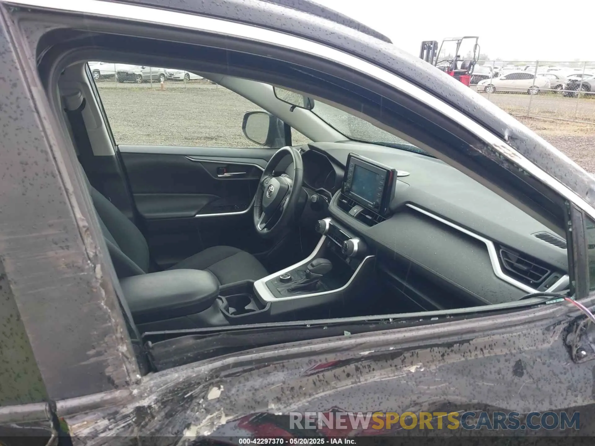 5 fotografías del automóvil dañado 2T3RWRFV3LW064403 TOYOTA RAV4 HYBRID 2020