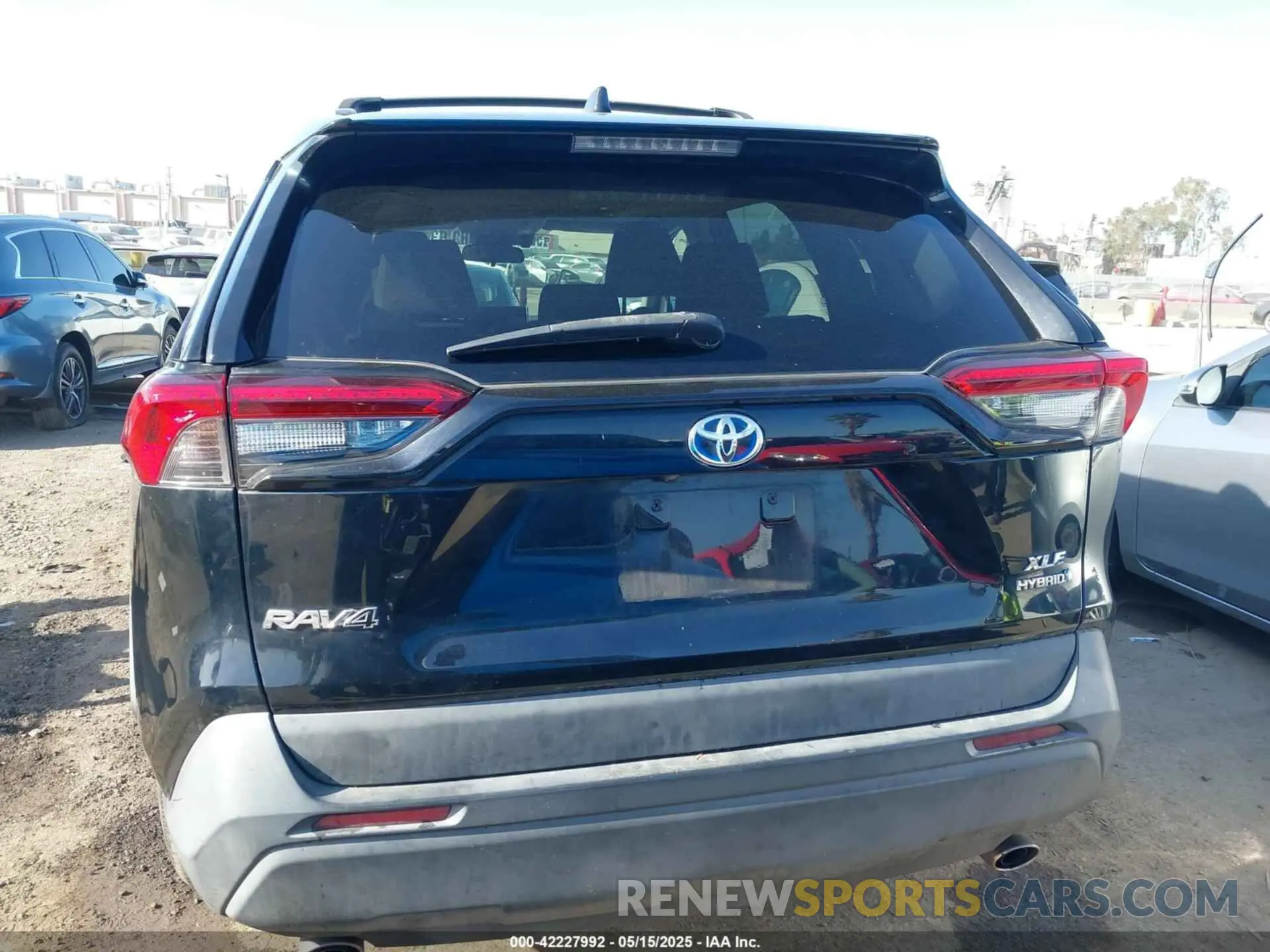 16 fotografías del automóvil dañado 2T3RWRFV3LW076891 TOYOTA RAV4 HYBRID 2020