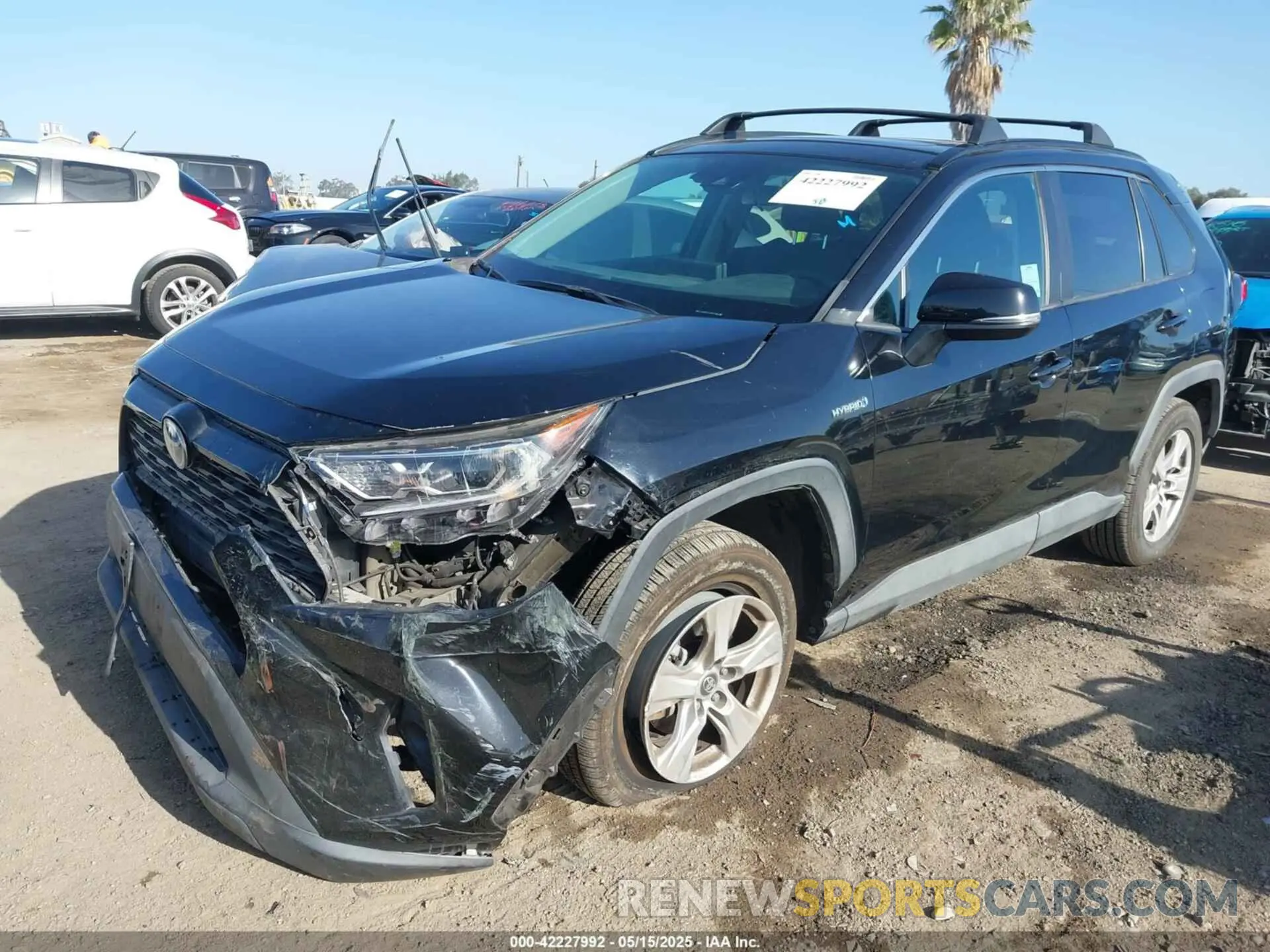 2 fotografías del automóvil dañado 2T3RWRFV3LW076891 TOYOTA RAV4 HYBRID 2020