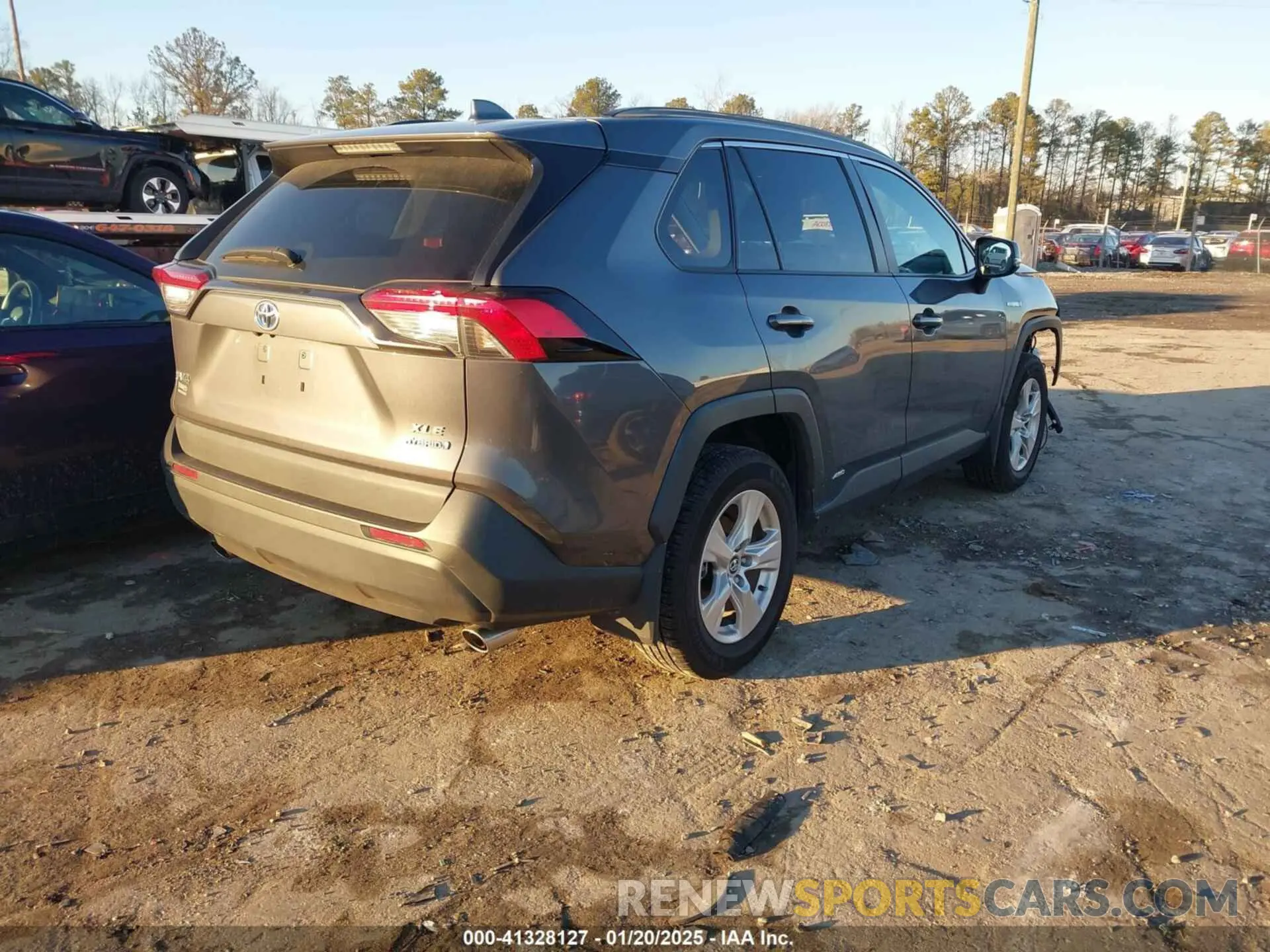 4 fotografías del automóvil dañado 2T3RWRFV4LW077855 TOYOTA RAV4 HYBRID 2020