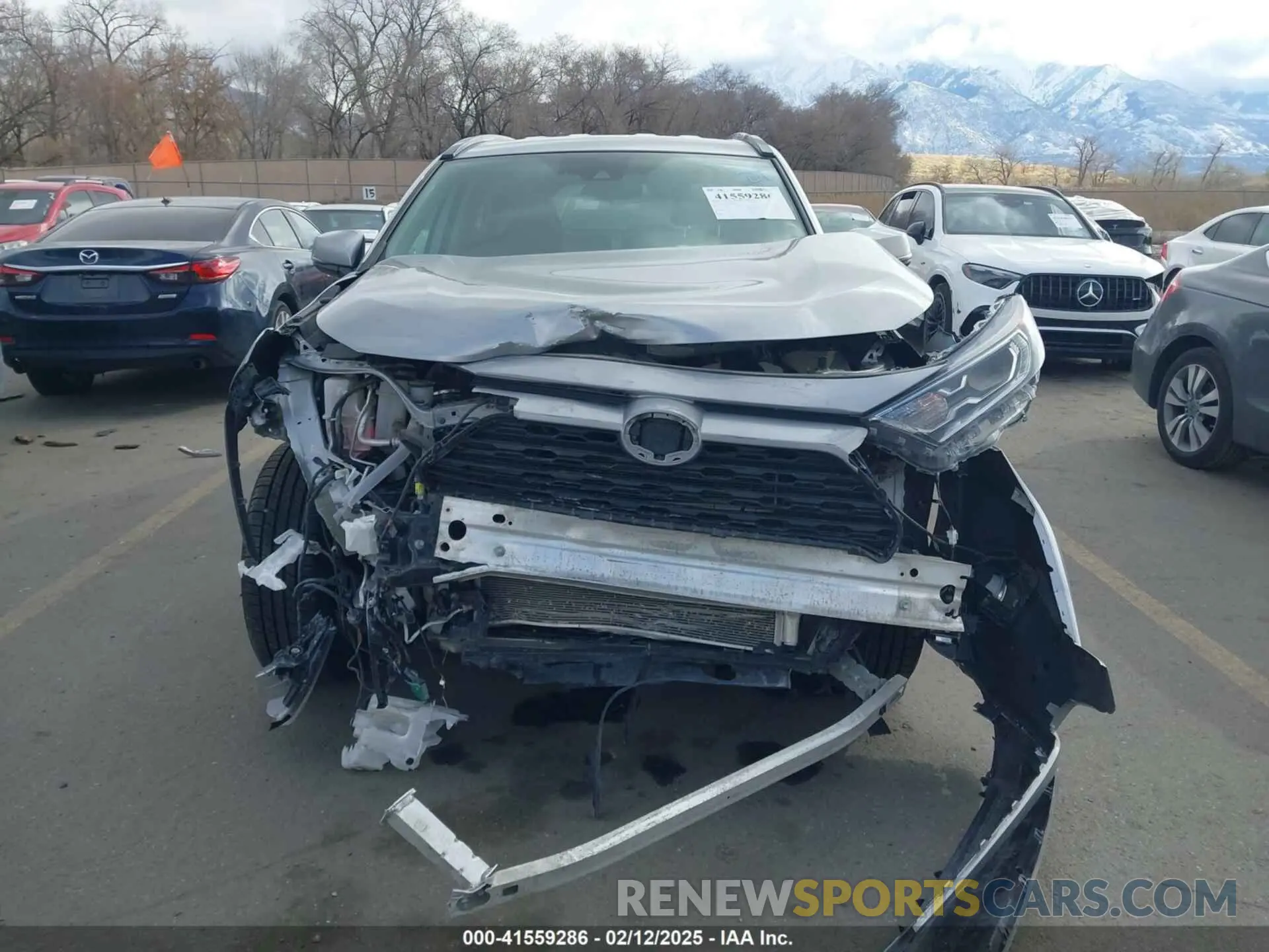 11 fotografías del automóvil dañado 2T3RWRFV6LW079199 TOYOTA RAV4 HYBRID 2020