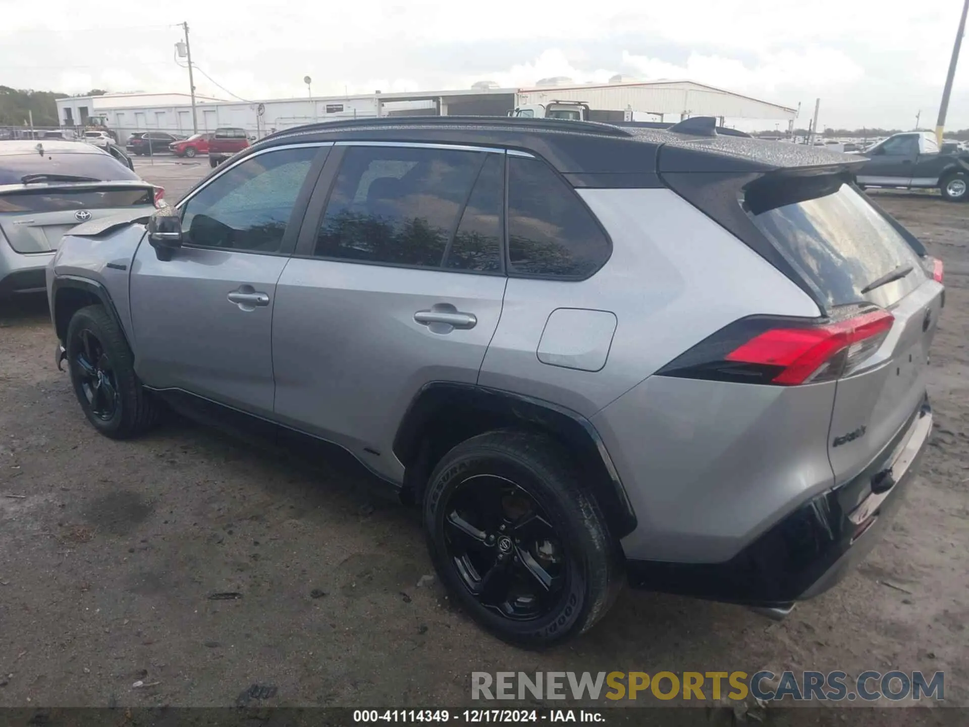 3 fotografías del automóvil dañado 4T3EWRFV6LU004095 TOYOTA RAV4 HYBRID 2020