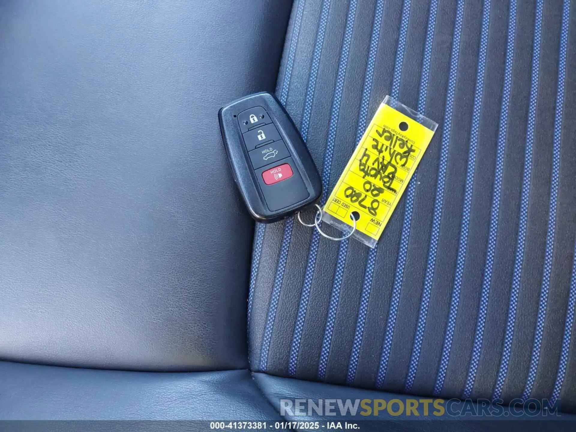 11 fotografías del automóvil dañado 4T3EWRFV8LU001585 TOYOTA RAV4 HYBRID 2020