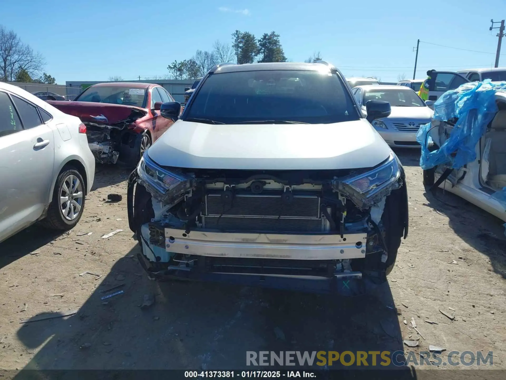 12 fotografías del automóvil dañado 4T3EWRFV8LU001585 TOYOTA RAV4 HYBRID 2020
