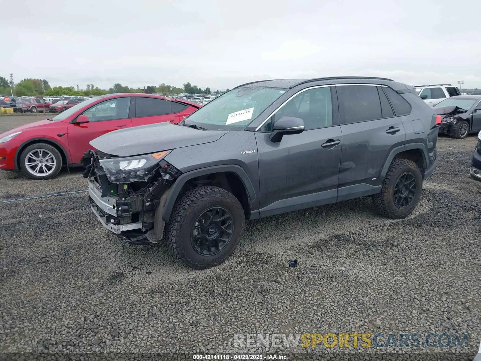 2 fotografías del automóvil dañado 4T3MWRFV6LU010779 TOYOTA RAV4 HYBRID 2020