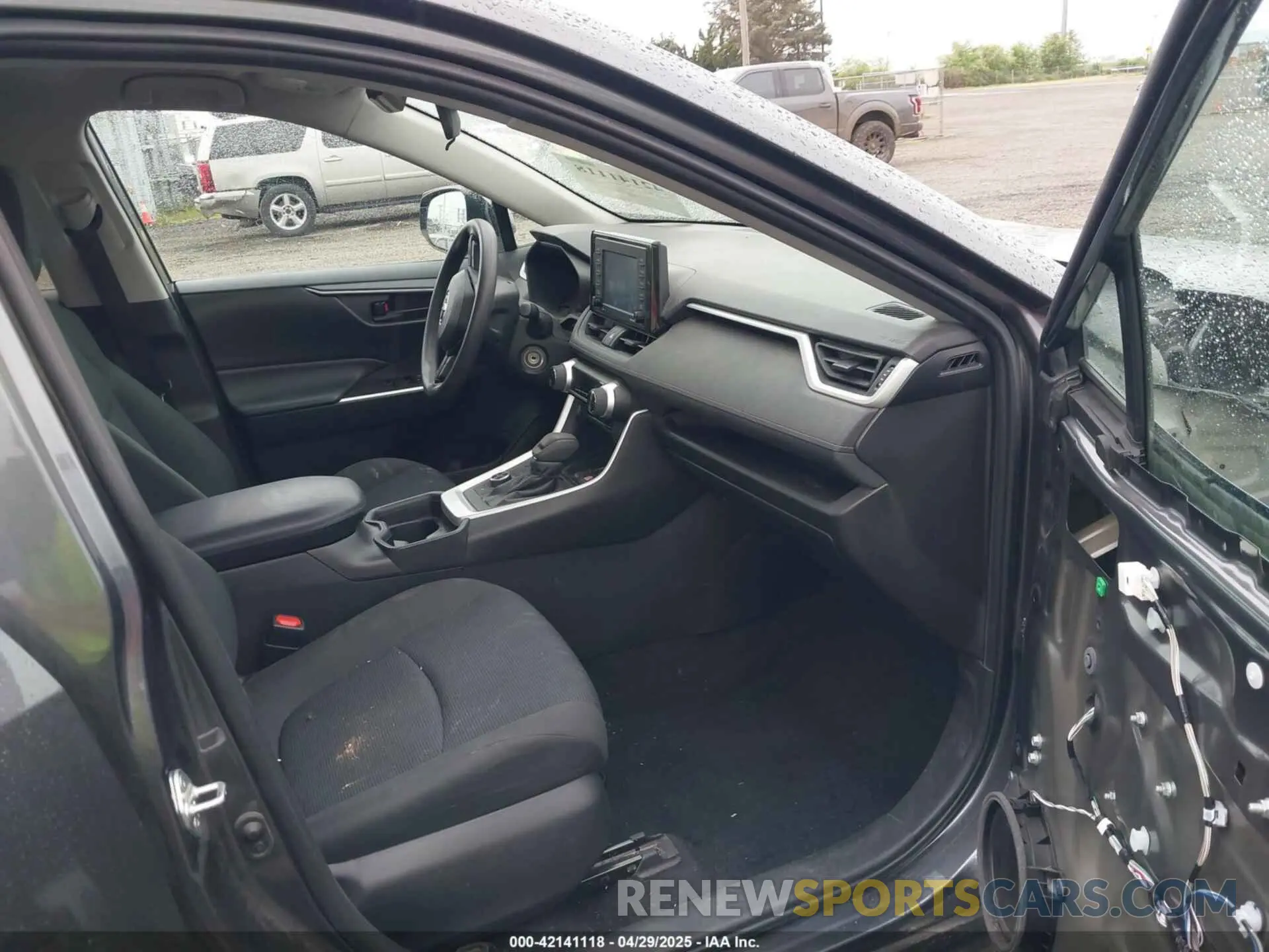 5 fotografías del automóvil dañado 4T3MWRFV6LU010779 TOYOTA RAV4 HYBRID 2020