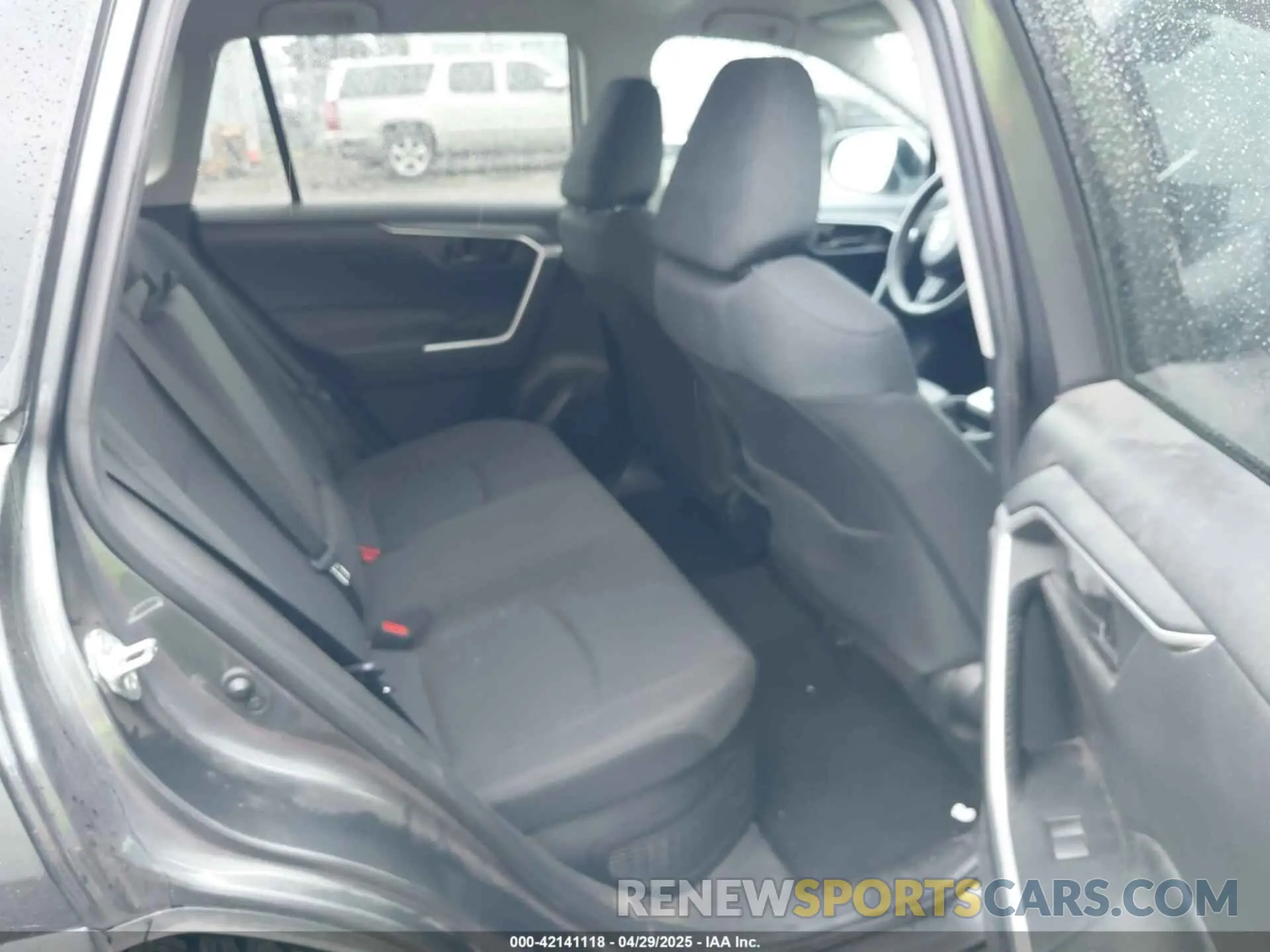8 fotografías del automóvil dañado 4T3MWRFV6LU010779 TOYOTA RAV4 HYBRID 2020