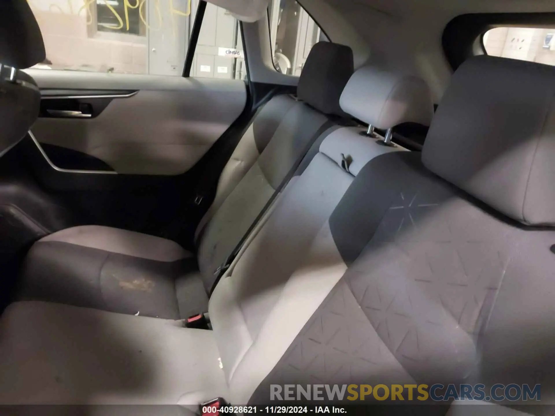 18 fotografías del automóvil dañado 4T3R6RFV8LU002754 TOYOTA RAV4 HYBRID 2020