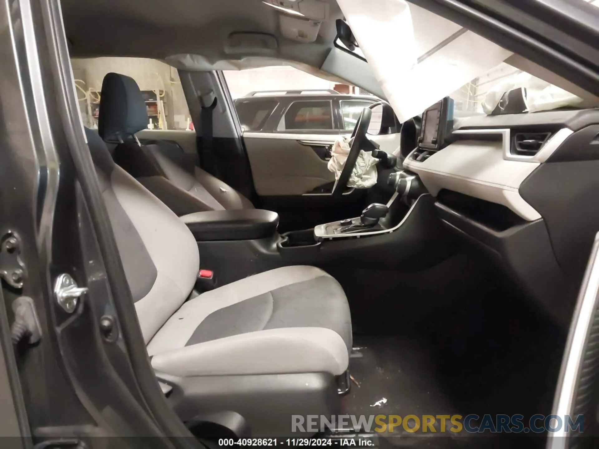 5 fotografías del automóvil dañado 4T3R6RFV8LU002754 TOYOTA RAV4 HYBRID 2020