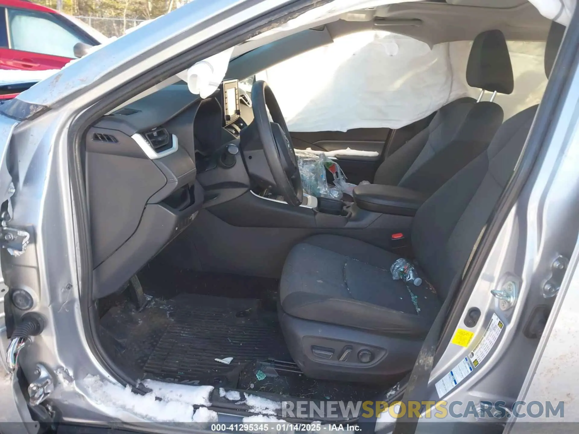 5 fotografías del automóvil dañado 4T3RWRFV0LU008399 TOYOTA RAV4 HYBRID 2020