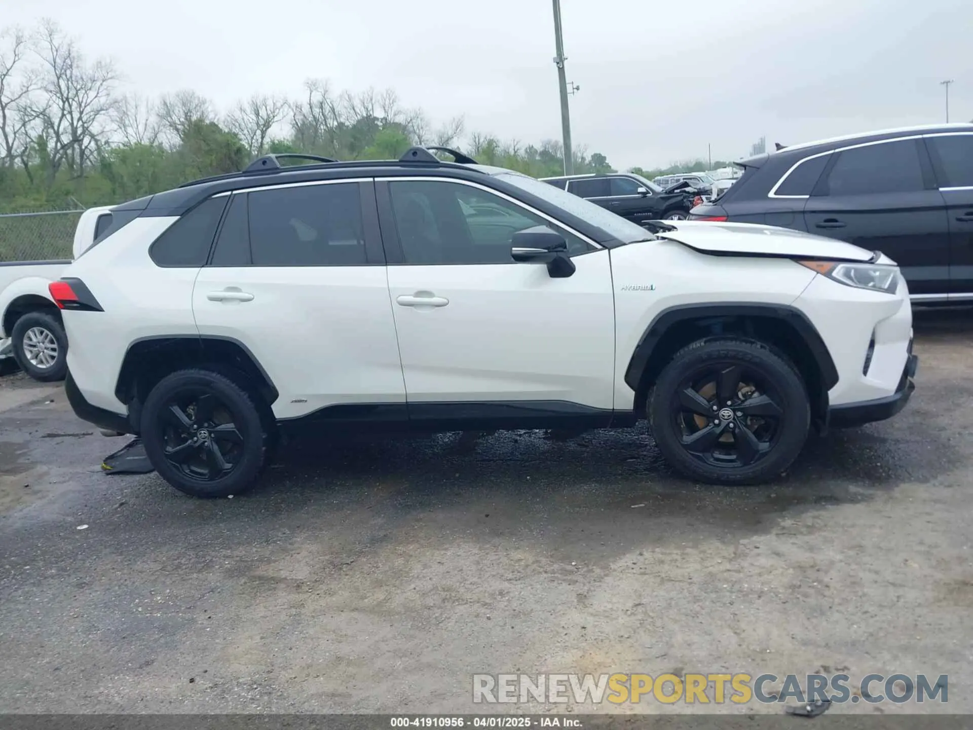 13 fotografías del automóvil dañado JTME6RFV9LJ001772 TOYOTA RAV4 HYBRID 2020
