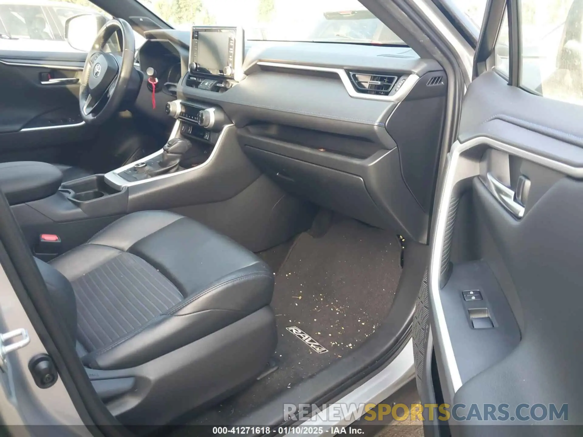 5 fotografías del automóvil dañado JTME6RFVXLJ001182 TOYOTA RAV4 HYBRID 2020