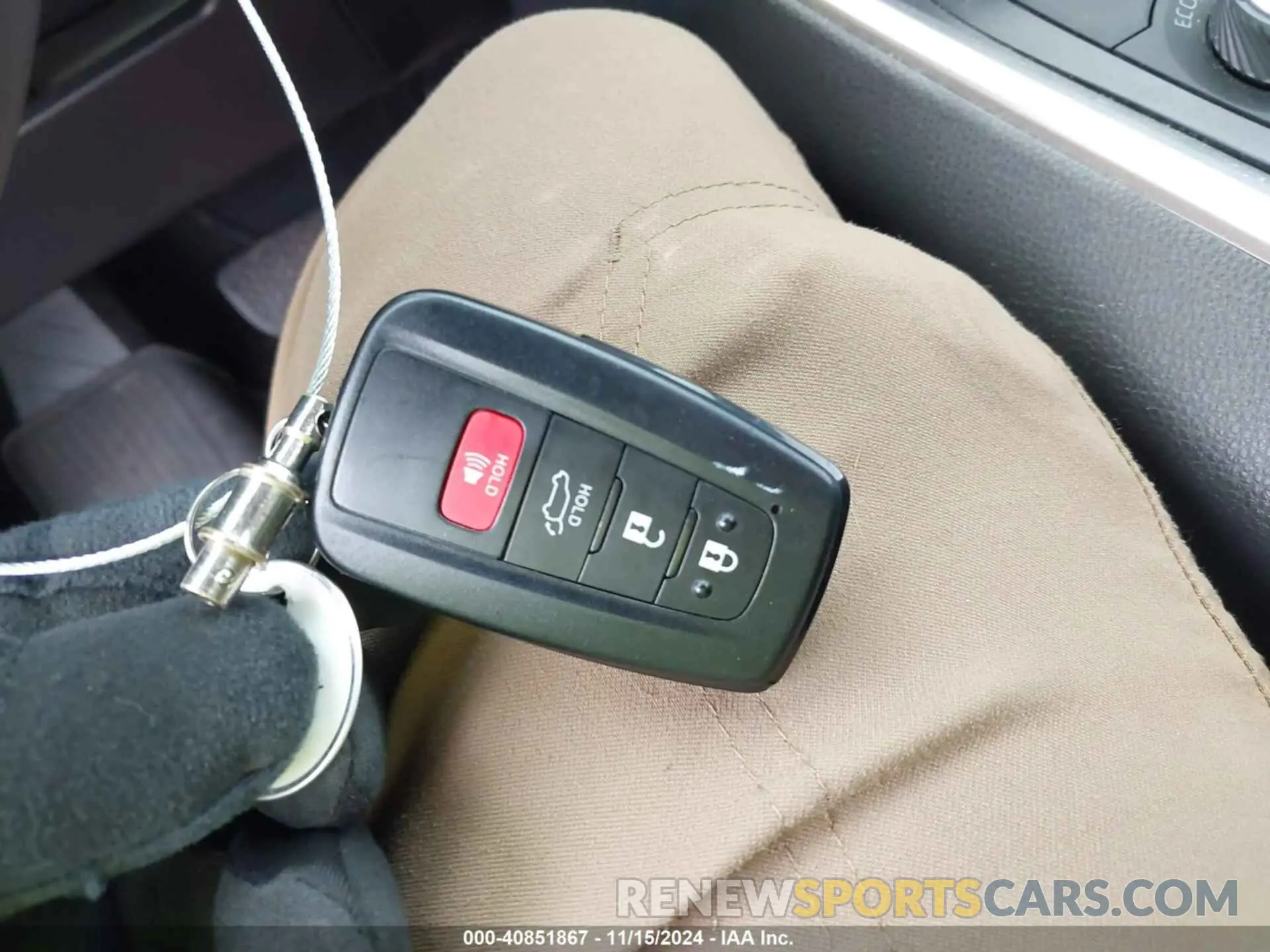11 fotografías del automóvil dañado JTMEWRFV2LJ038369 TOYOTA RAV4 HYBRID 2020