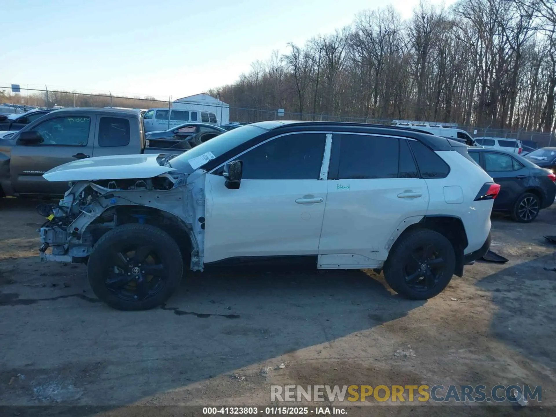 15 fotografías del automóvil dañado JTMEWRFV6LJ040724 TOYOTA RAV4 HYBRID 2020