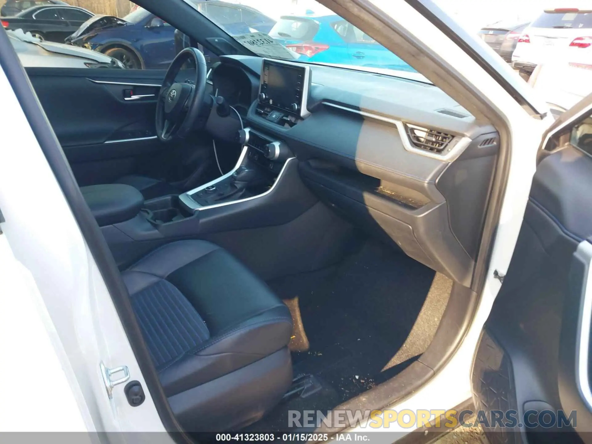 5 fotografías del automóvil dañado JTMEWRFV6LJ040724 TOYOTA RAV4 HYBRID 2020