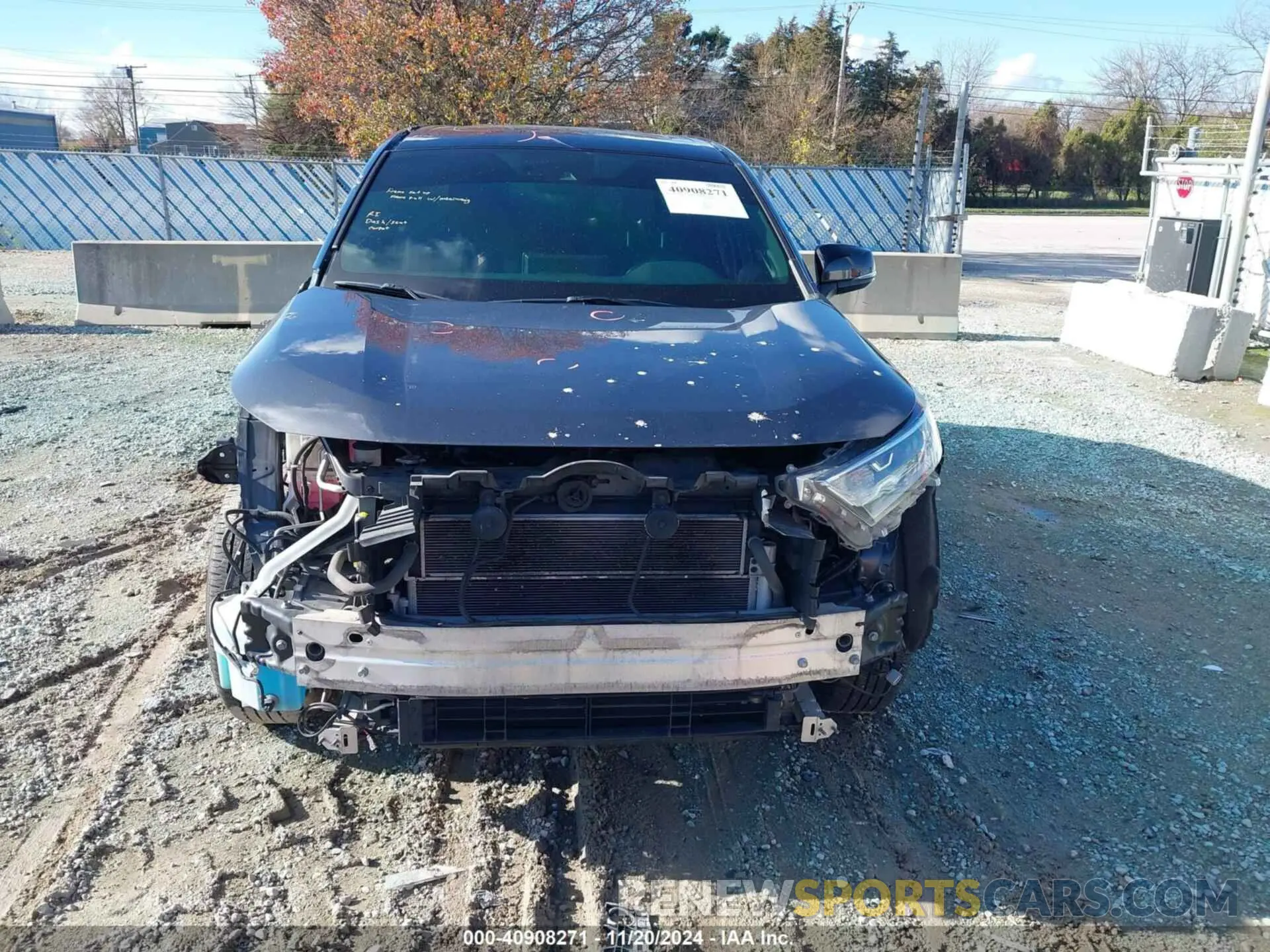 12 fotografías del automóvil dañado JTMEWRFV9LD541749 TOYOTA RAV4 HYBRID 2020
