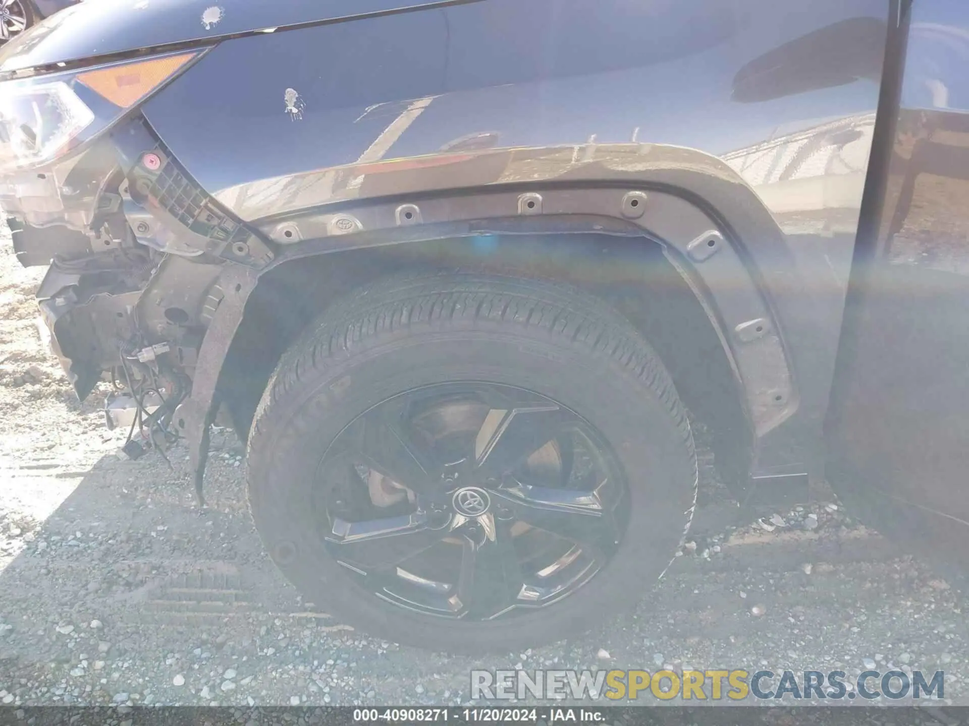 19 fotografías del automóvil dañado JTMEWRFV9LD541749 TOYOTA RAV4 HYBRID 2020