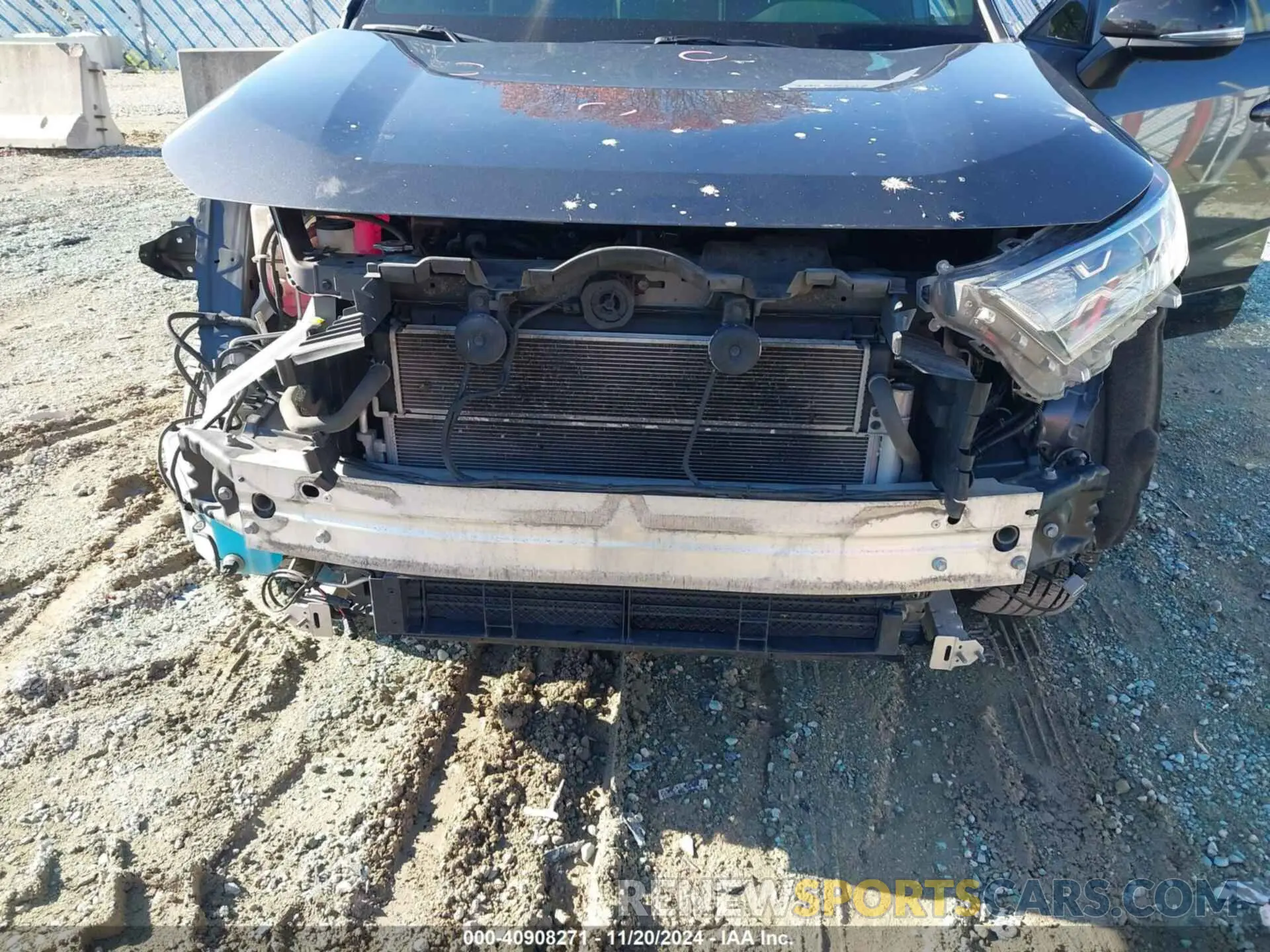 6 fotografías del automóvil dañado JTMEWRFV9LD541749 TOYOTA RAV4 HYBRID 2020
