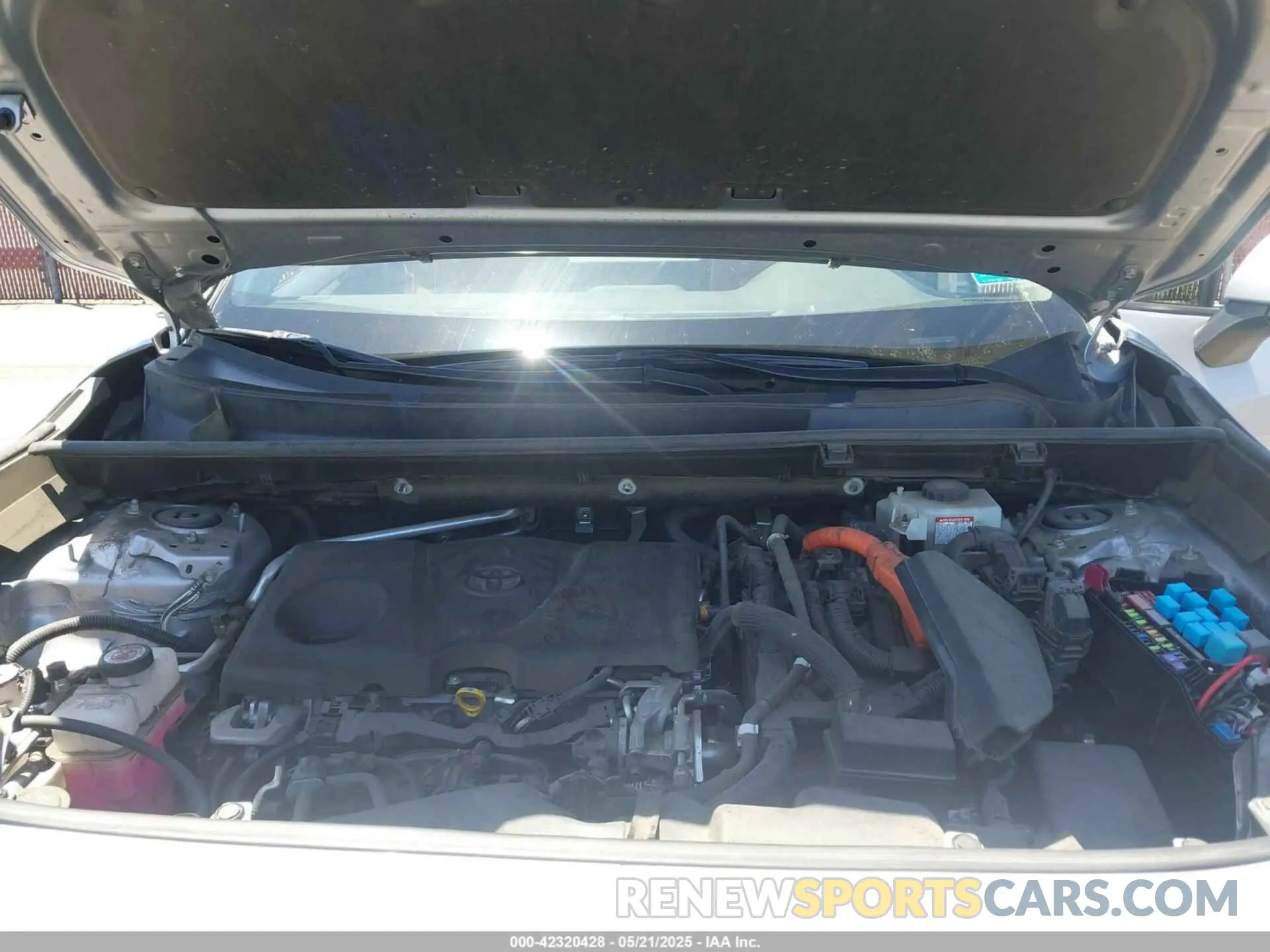 10 fotografías del automóvil dañado JTMLWRFV0LD068038 TOYOTA RAV4 HYBRID 2020