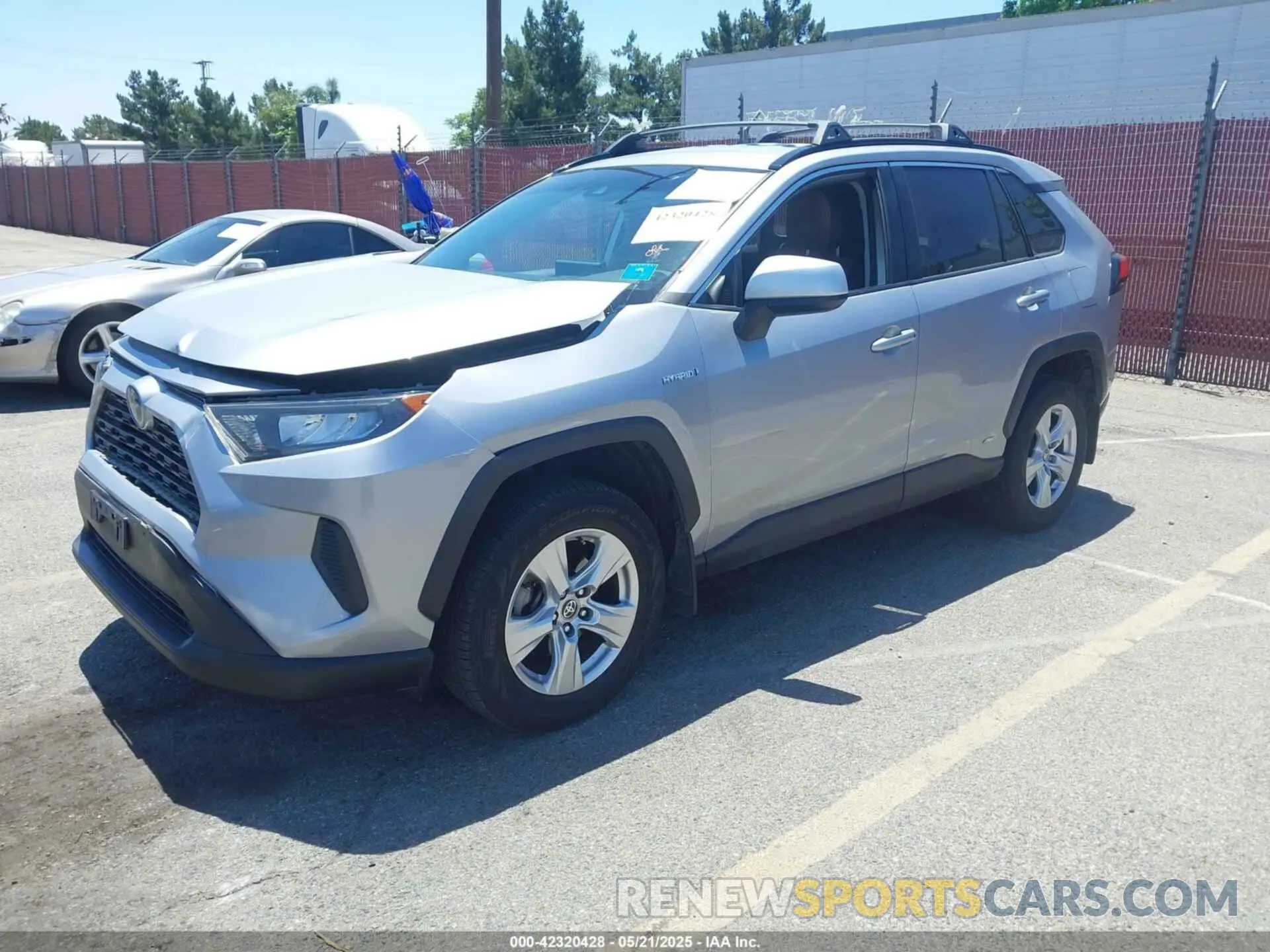2 fotografías del automóvil dañado JTMLWRFV0LD068038 TOYOTA RAV4 HYBRID 2020