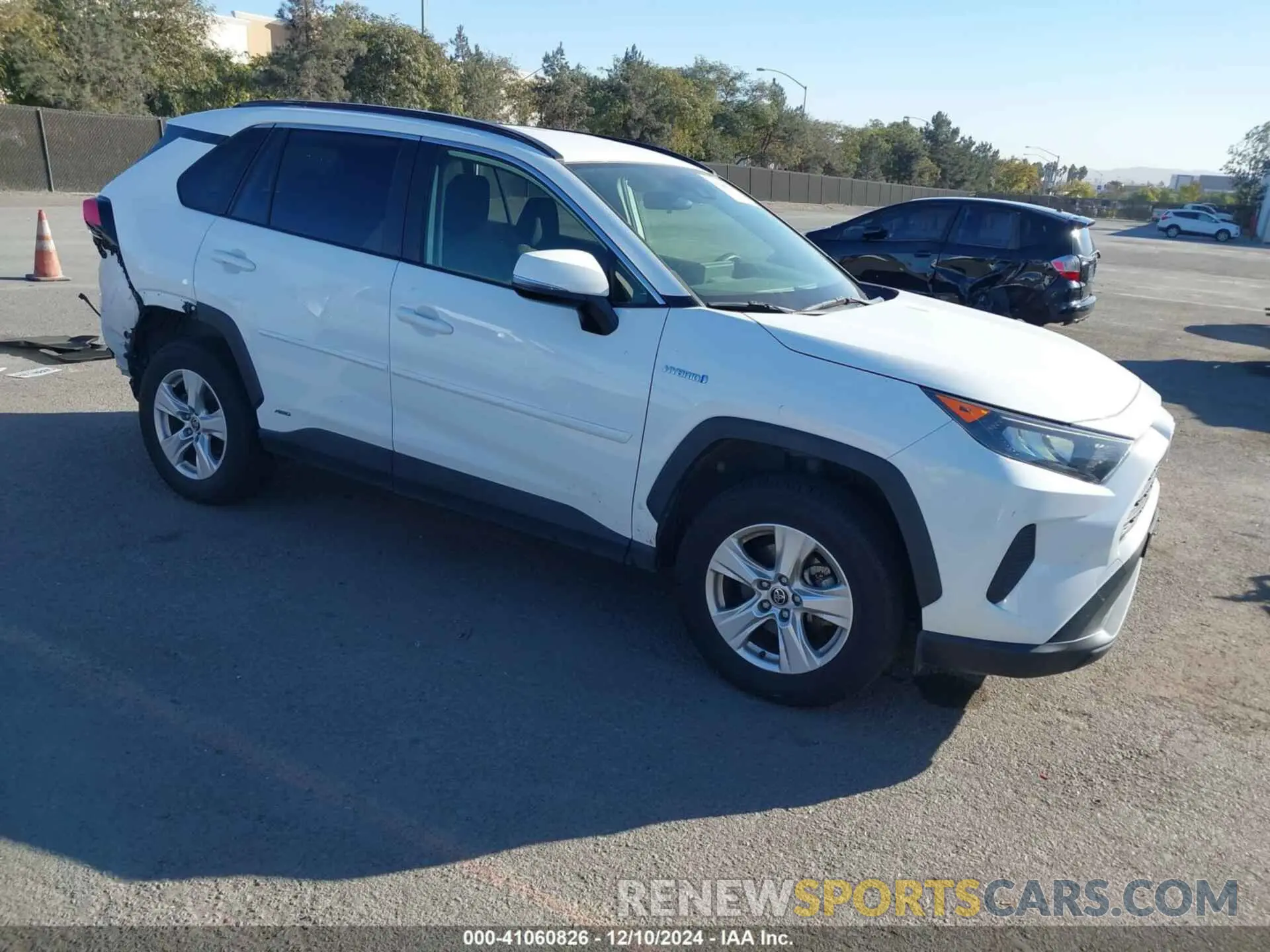 1 fotografías del automóvil dañado JTMM6RFV7LD002350 TOYOTA RAV4 HYBRID 2020
