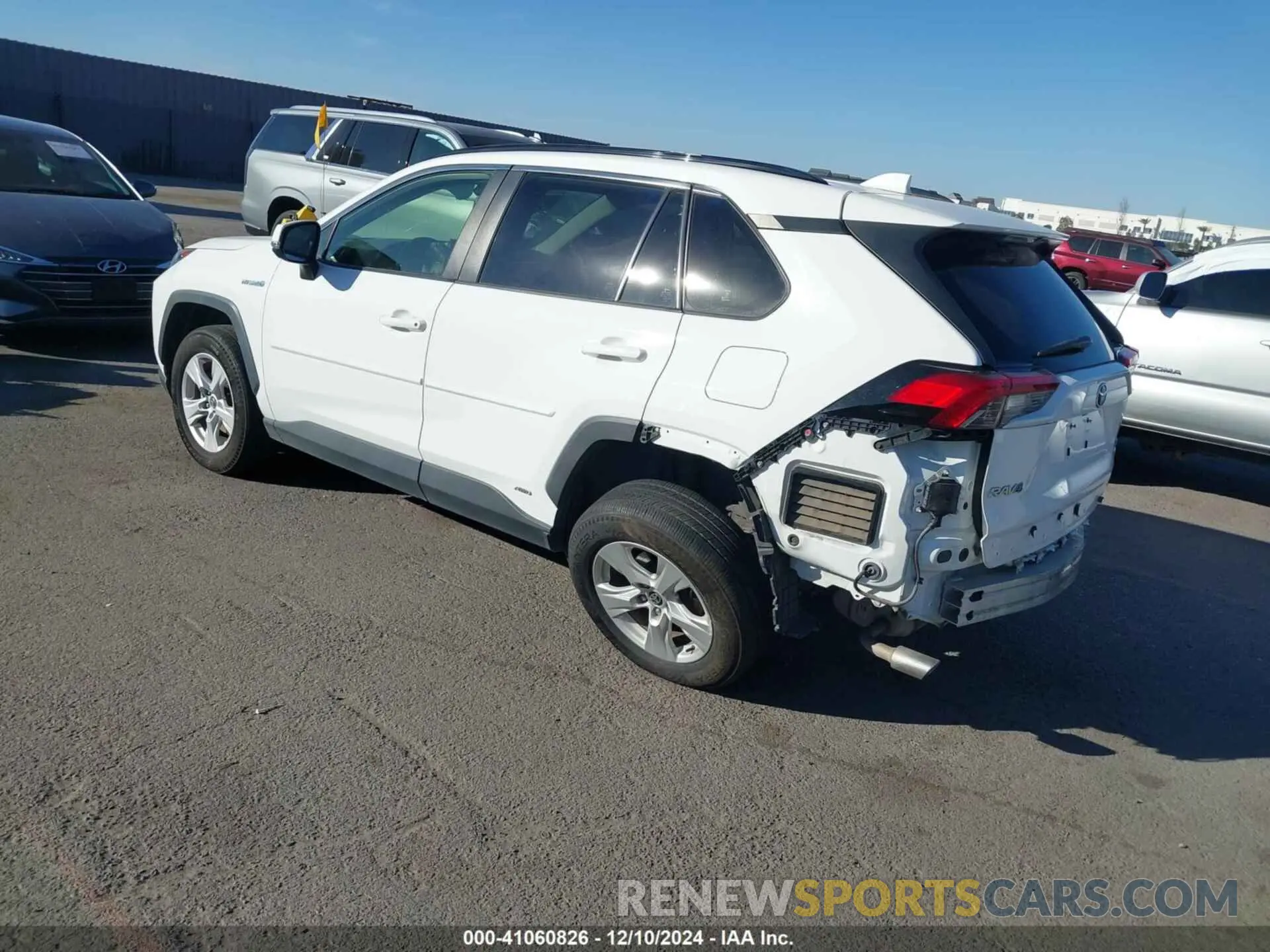 3 fotografías del automóvil dañado JTMM6RFV7LD002350 TOYOTA RAV4 HYBRID 2020