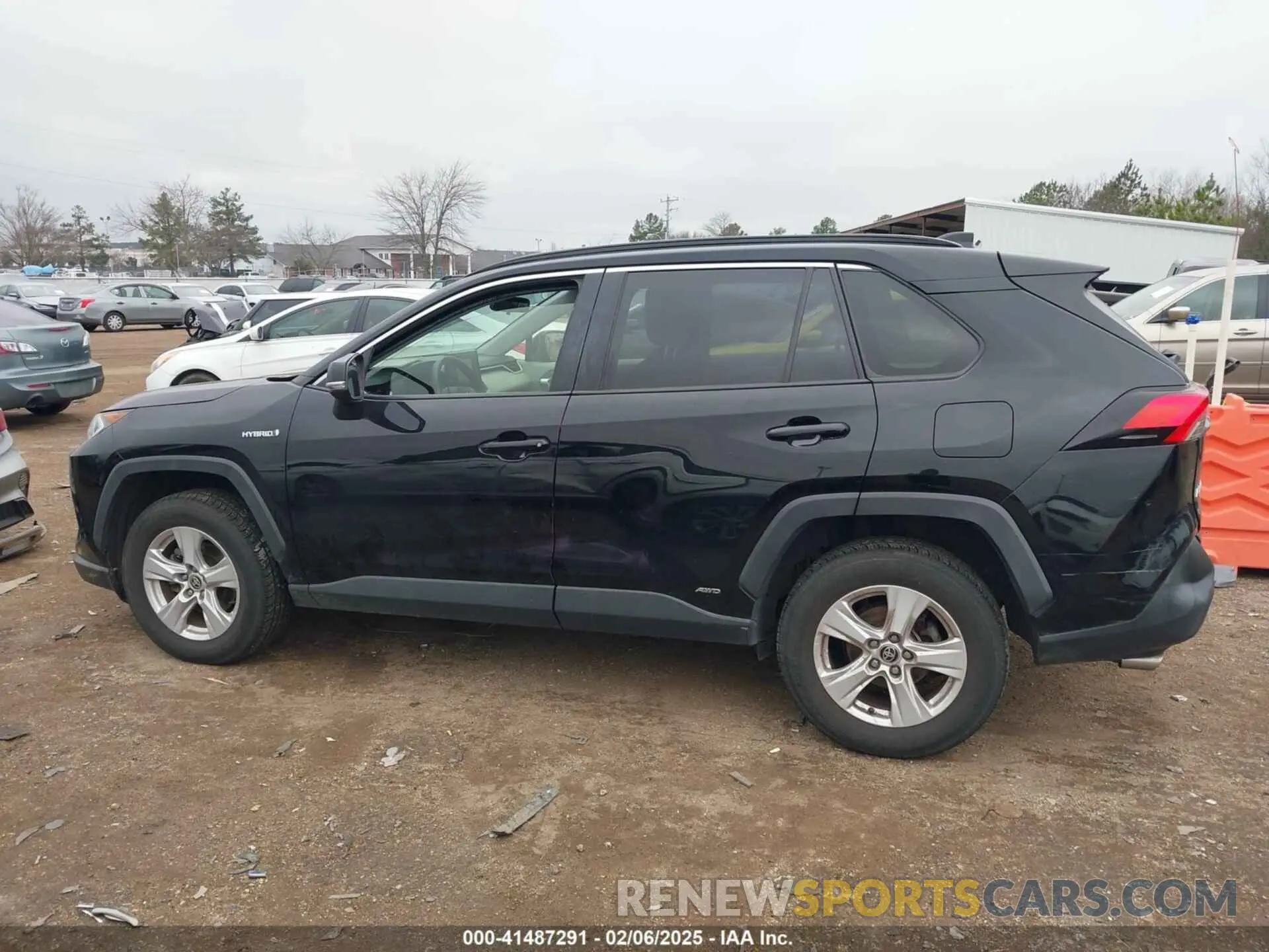 14 fotografías del automóvil dañado JTMR6RFV6LD001177 TOYOTA RAV4 HYBRID 2020