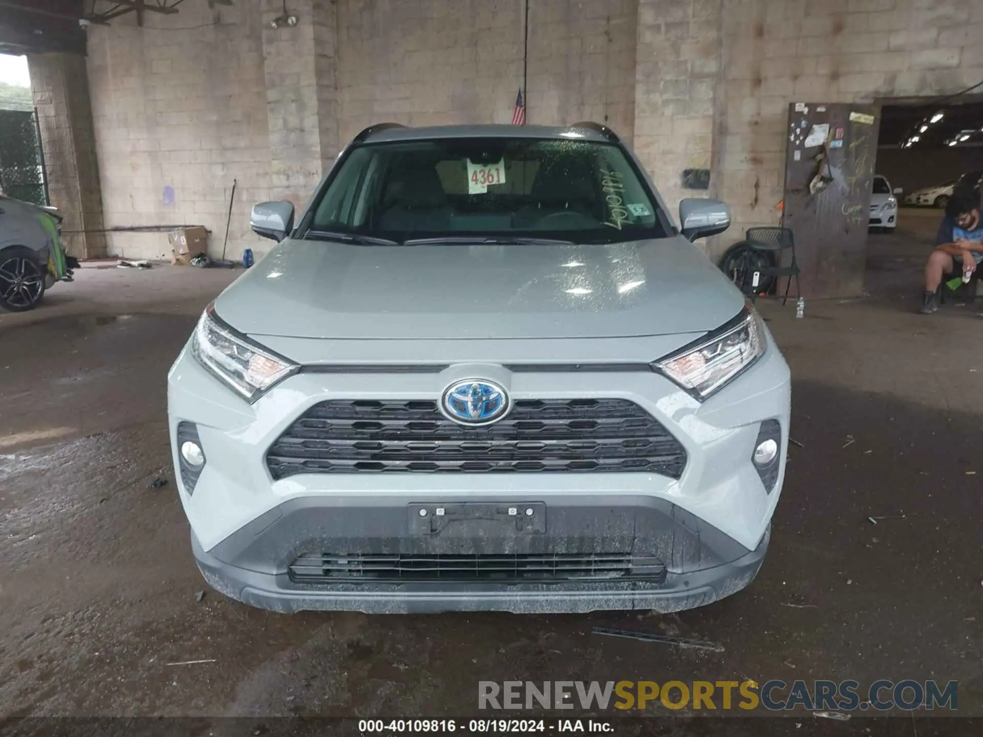 12 fotografías del automóvil dañado JTMR6RFV7LD005304 TOYOTA RAV4 HYBRID 2020